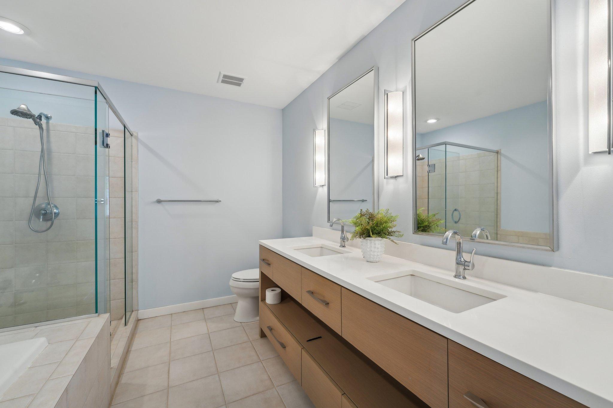 6630 Vernon Hills Road S