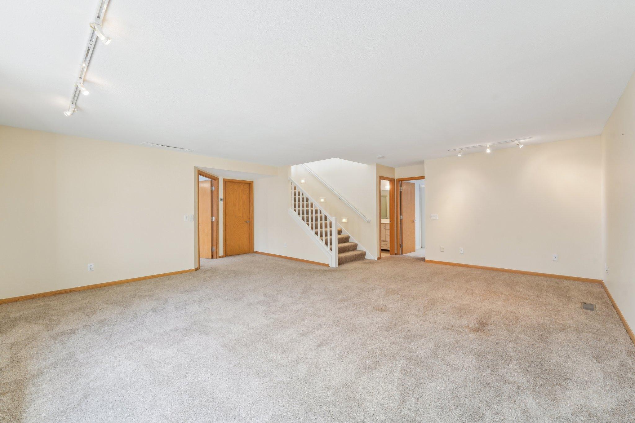 6630 Vernon Hills Road S