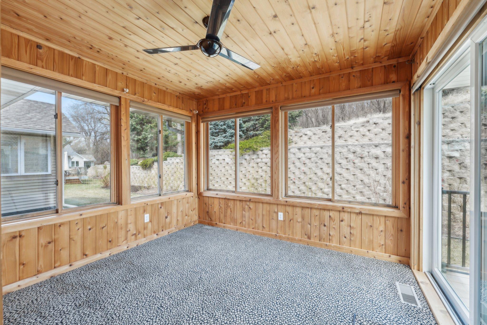 6630 Vernon Hills Road S