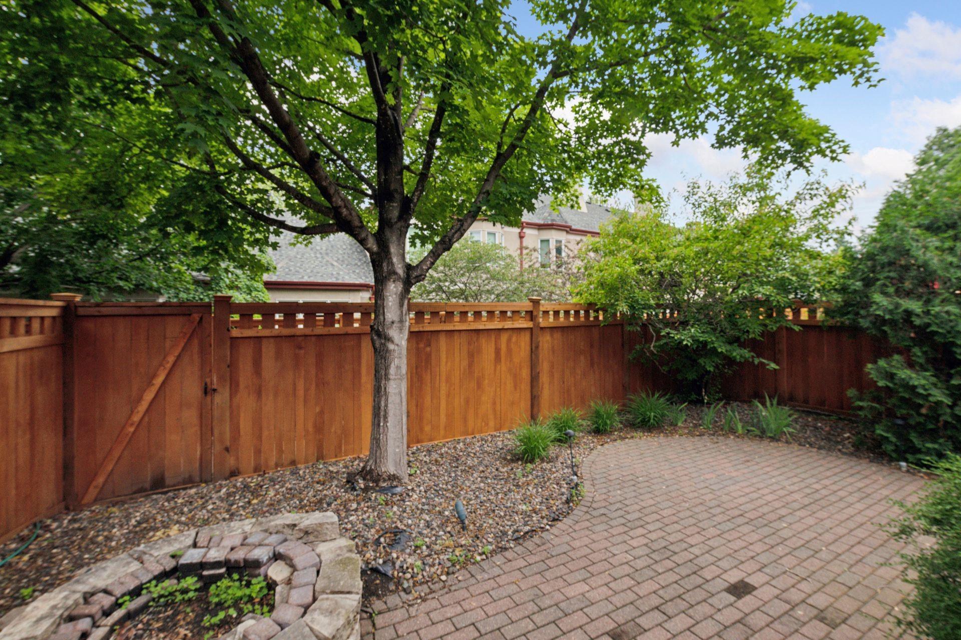 402 Coventry Lane