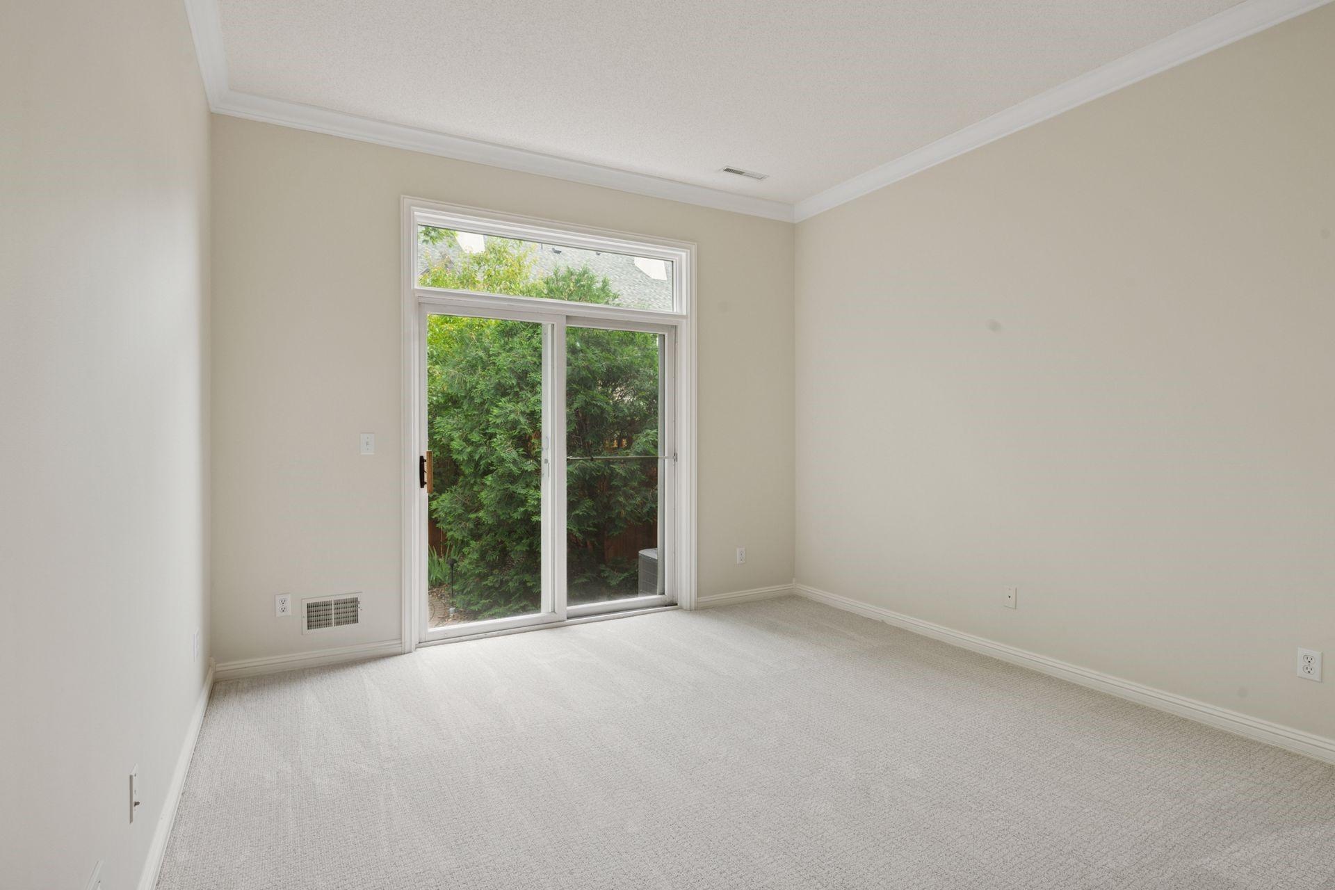 402 Coventry Lane