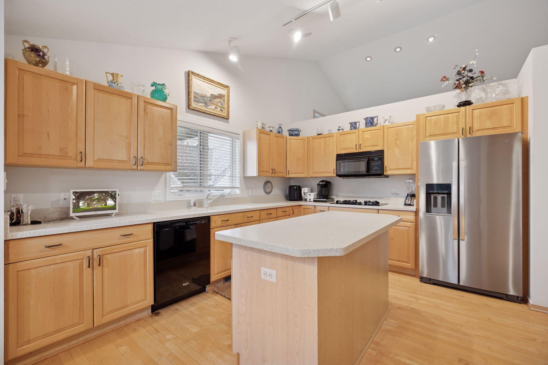 6530 Vernon Hills Road S