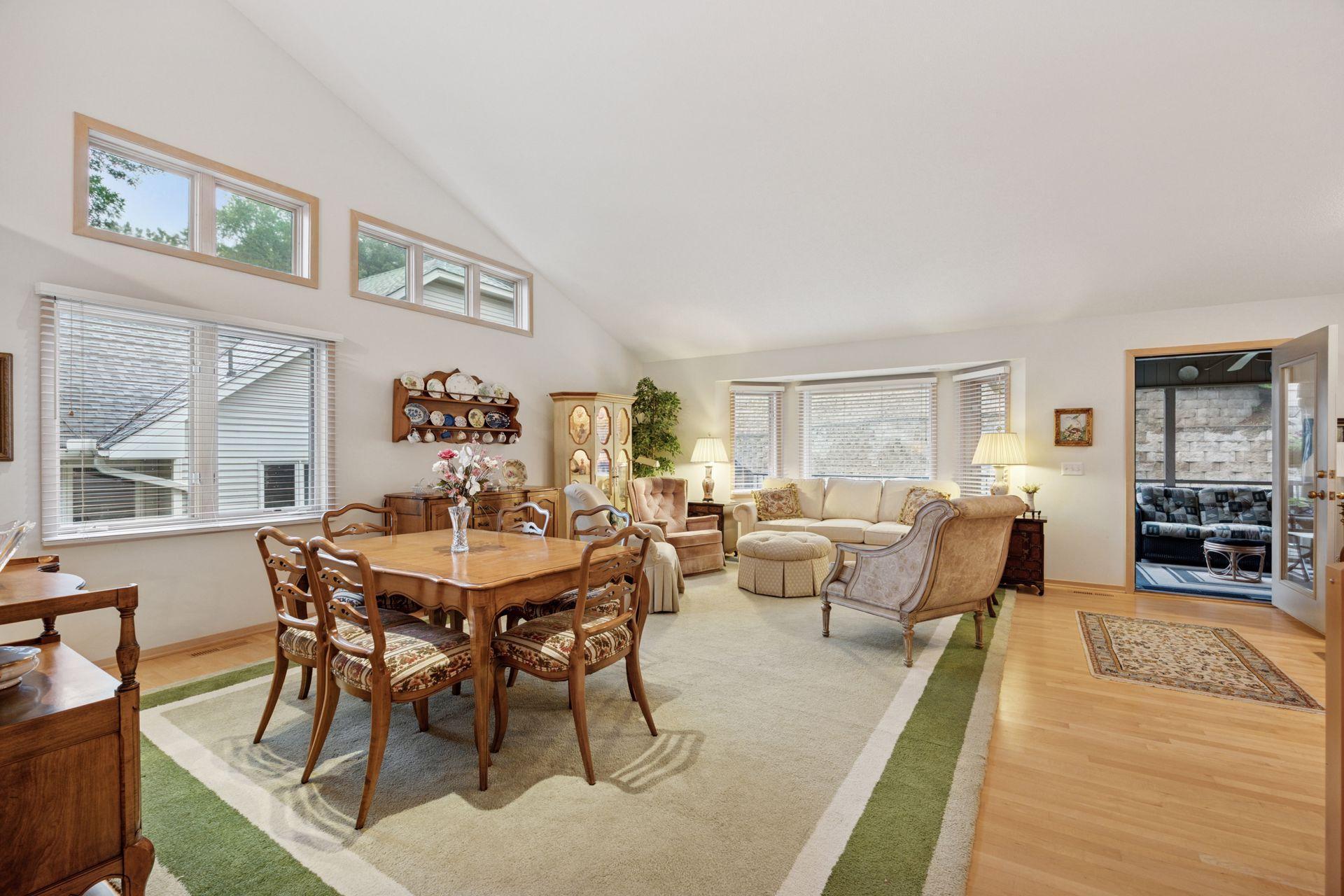 6530 Vernon Hills Road S