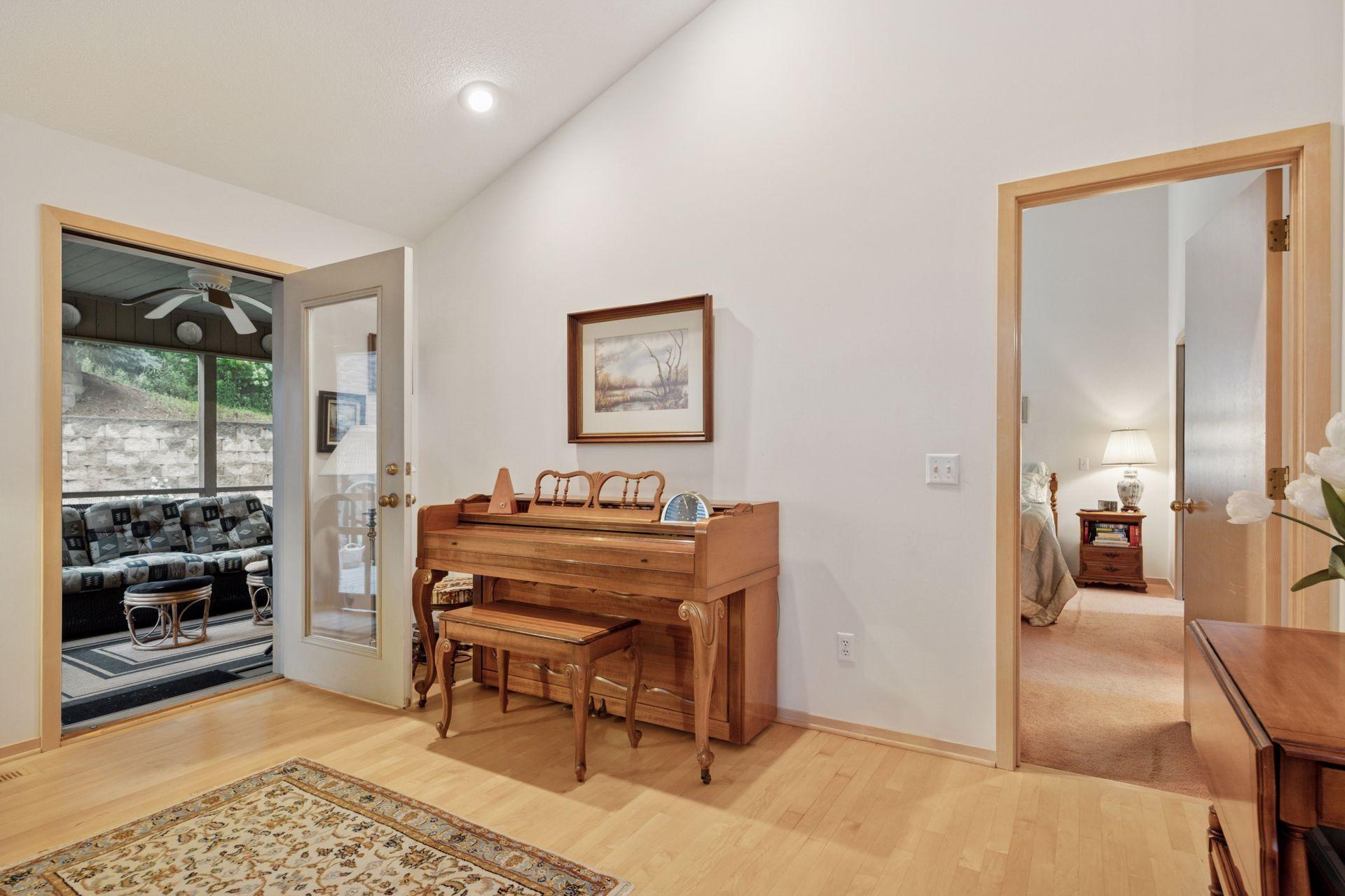 6530 Vernon Hills Road S