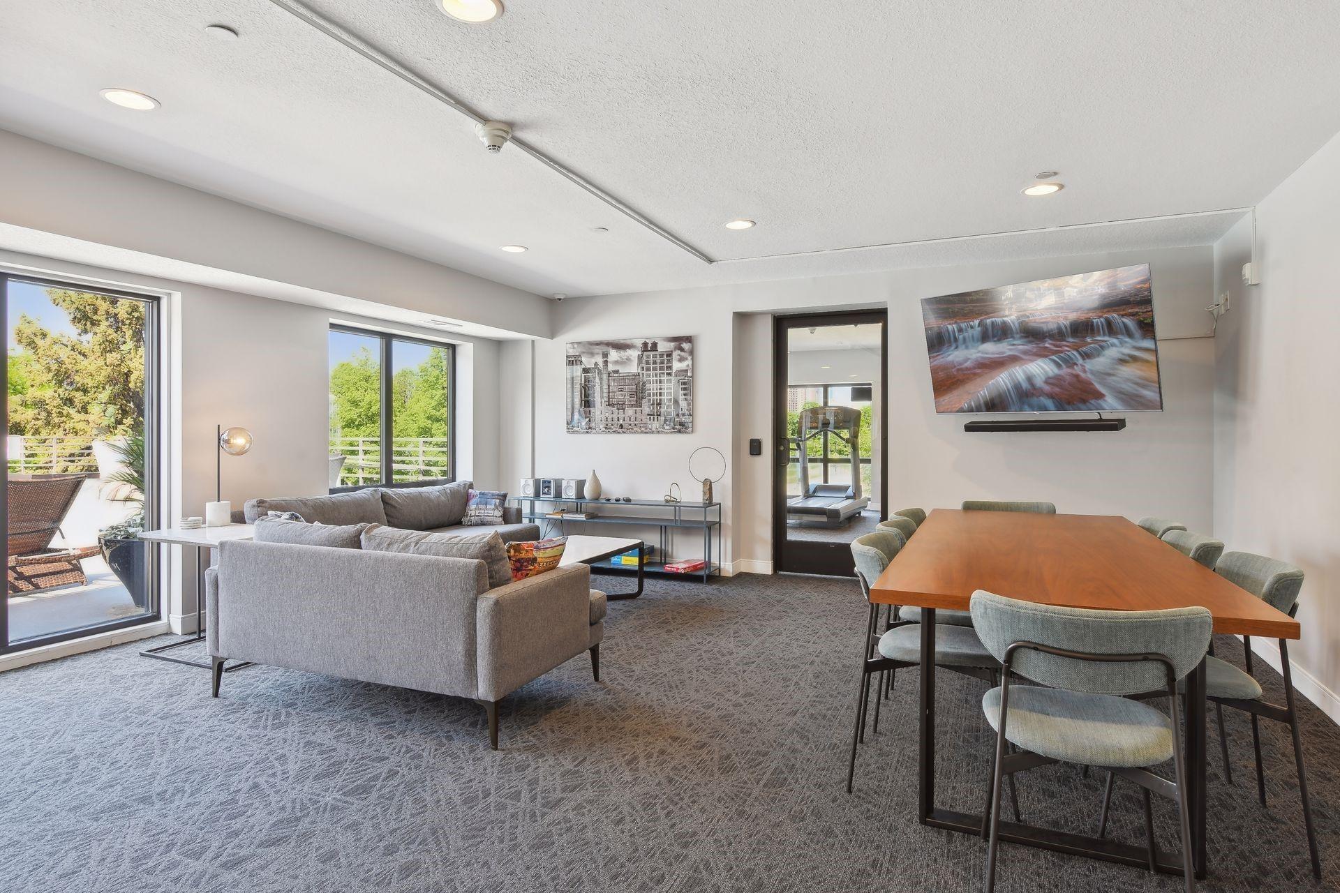 52 Groveland Terrace Unit: A211