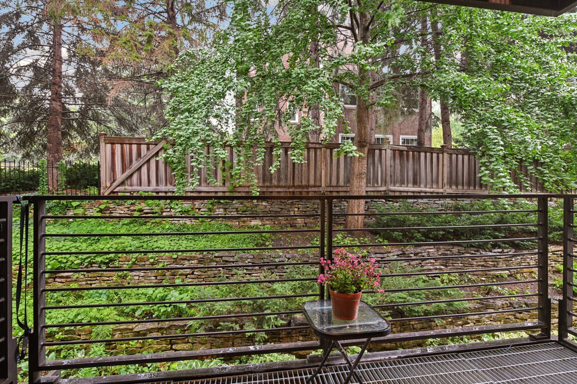52 Groveland Terrace Unit: A211