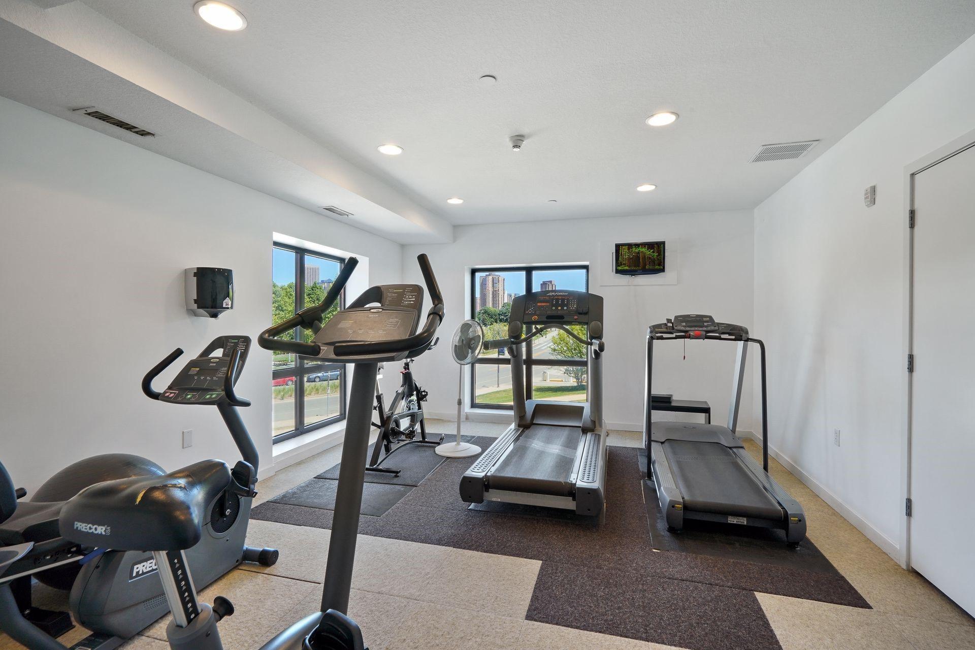 52 Groveland Terrace Unit: A211