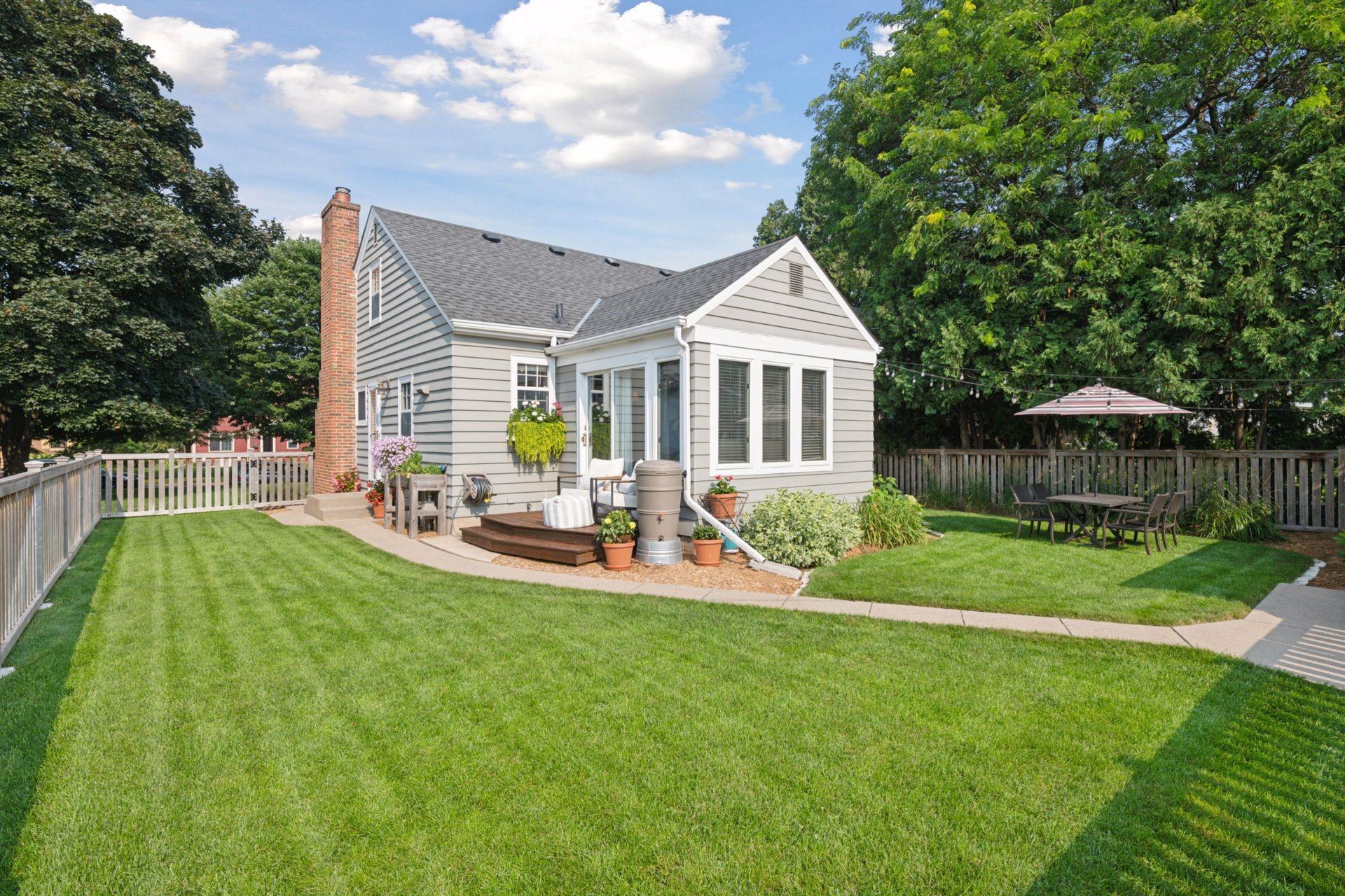 5535 Richmond Curve