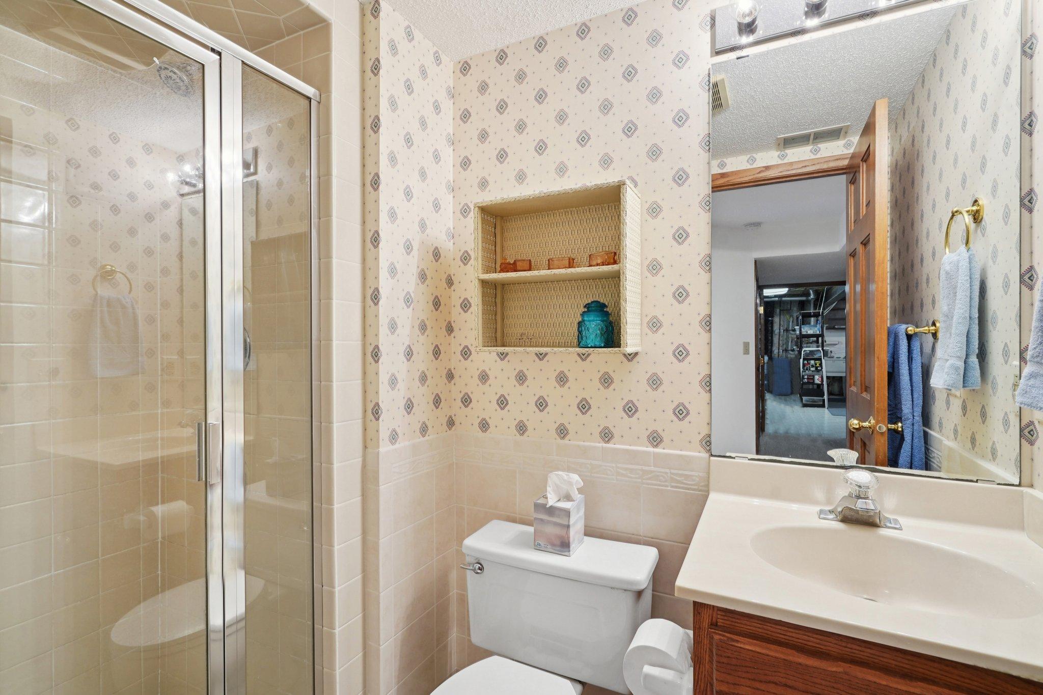 4855 Cottonwood Lane N