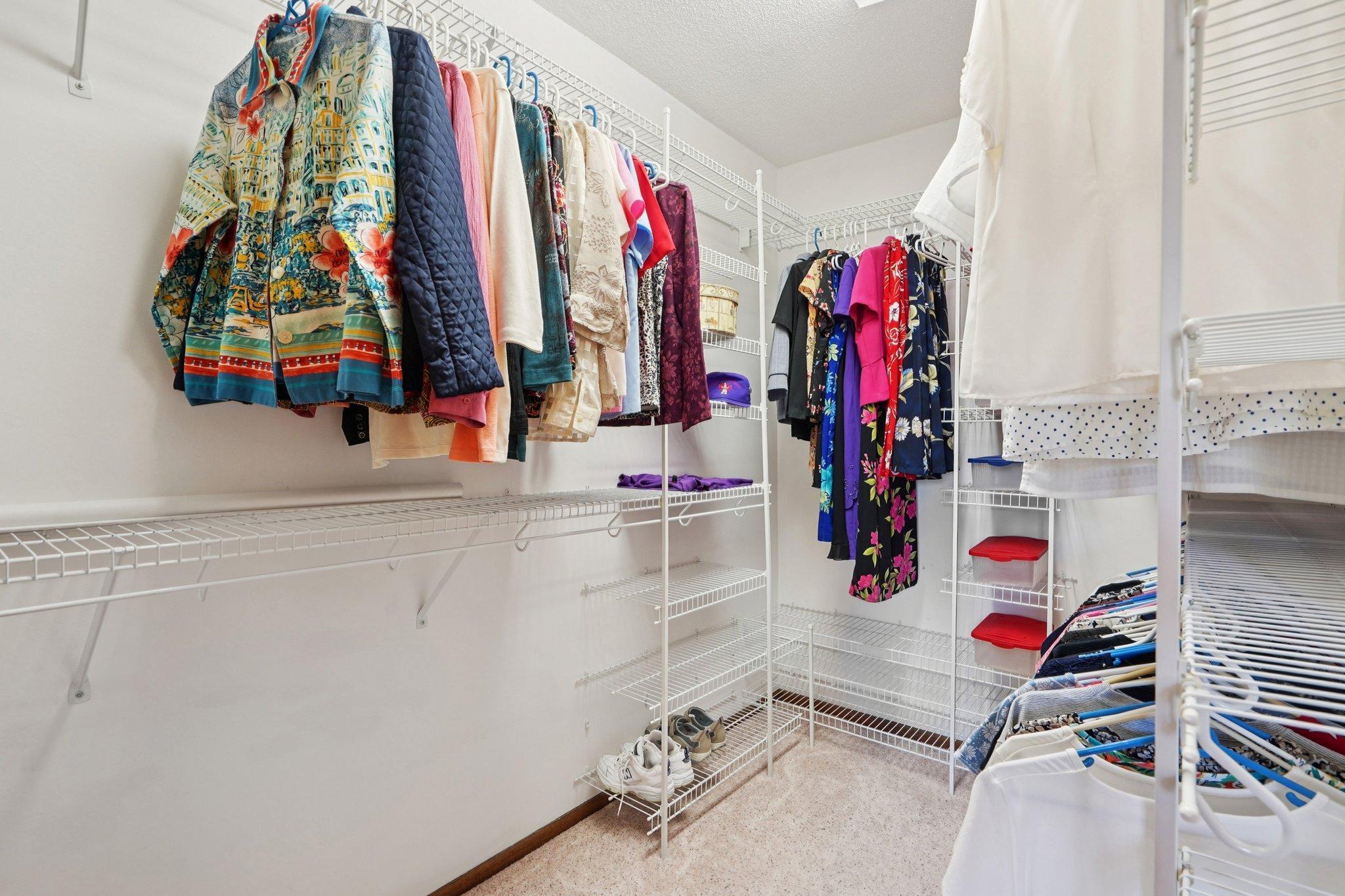 4855 Cottonwood Lane N