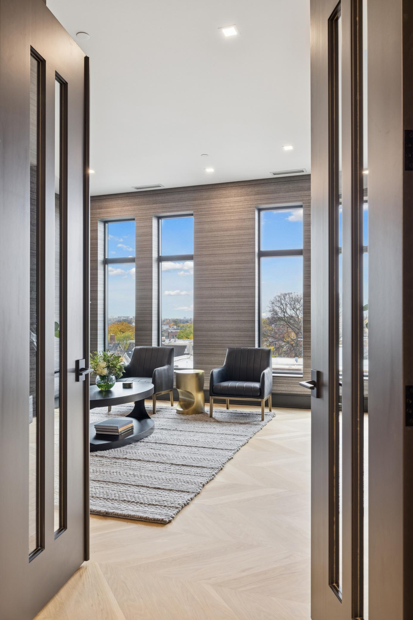3041 Holmes Avenue S Unit: 501