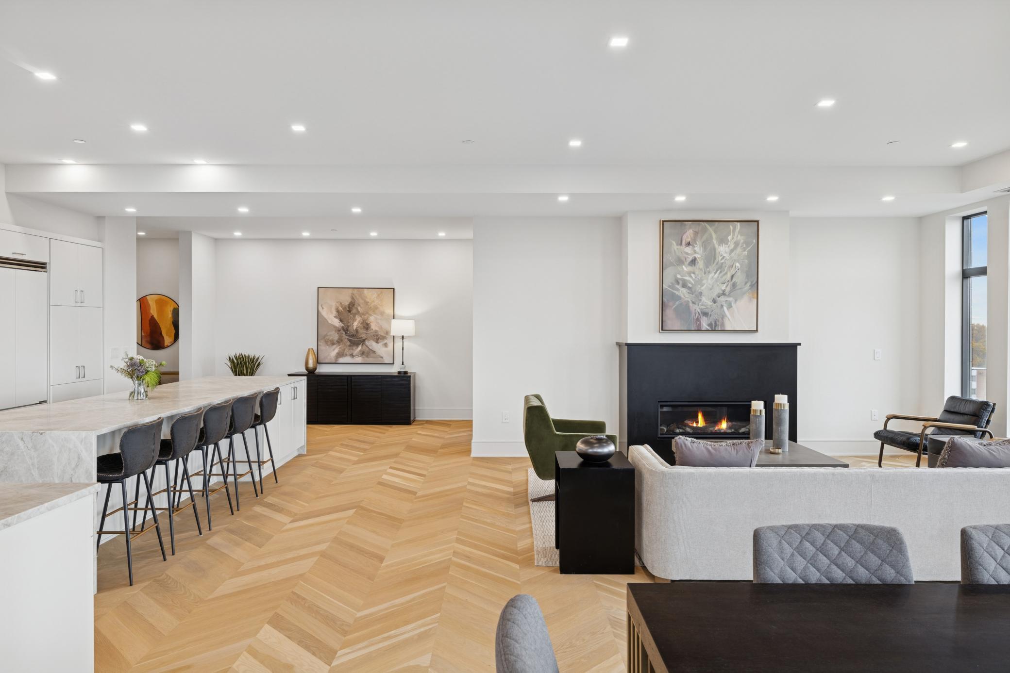 3041 Holmes Avenue S Unit: 501