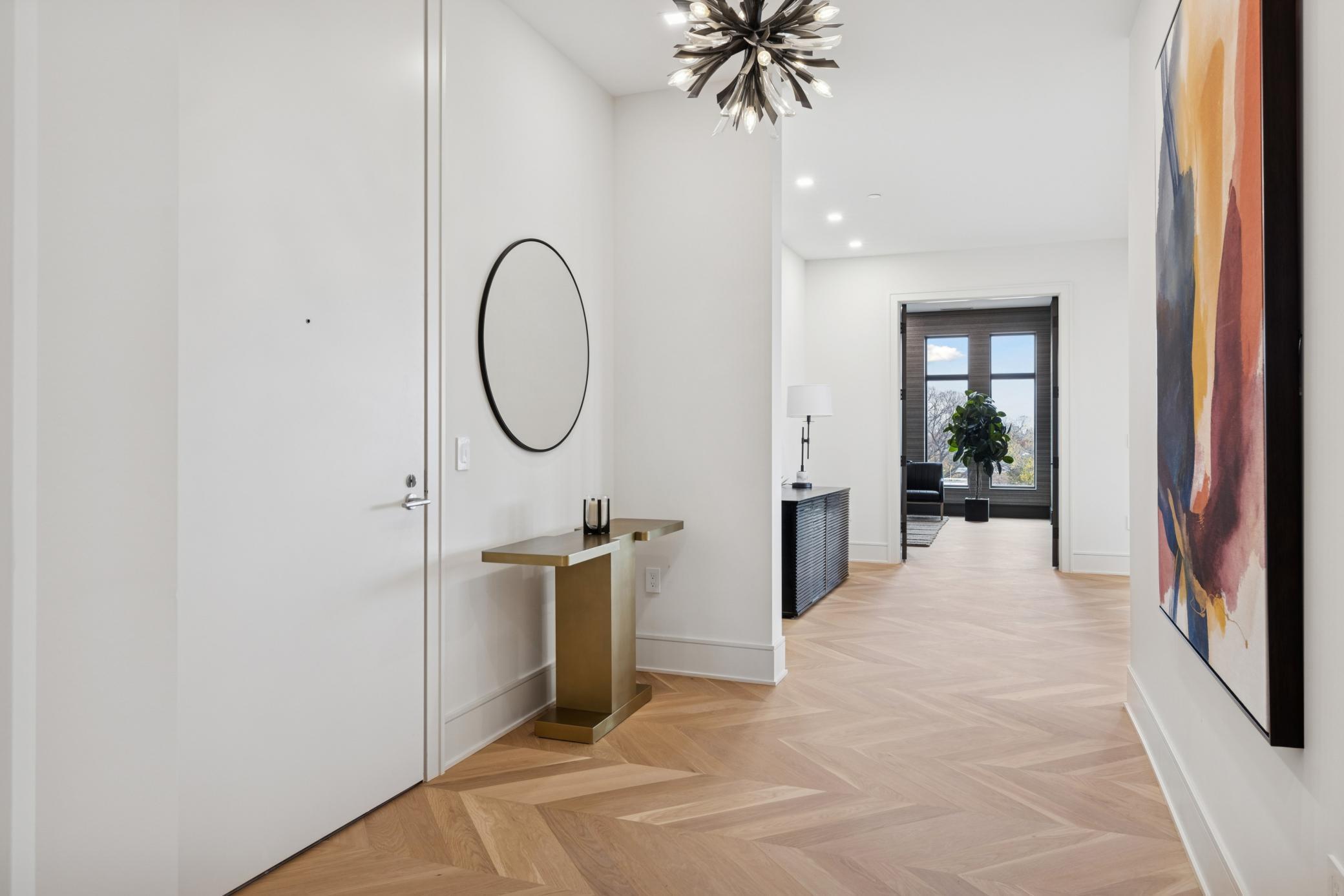 3041 Holmes Avenue S Unit: 501