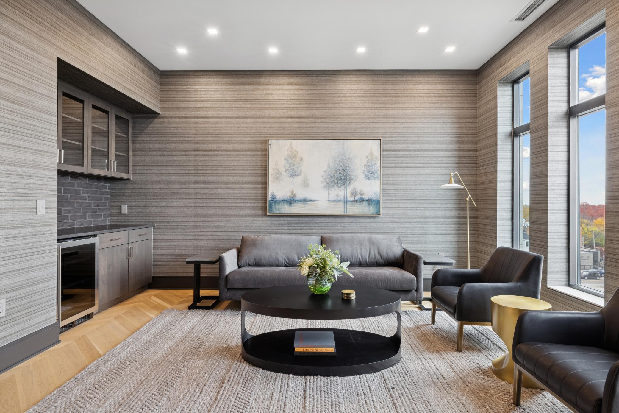 3041 Holmes Avenue S Unit: 501