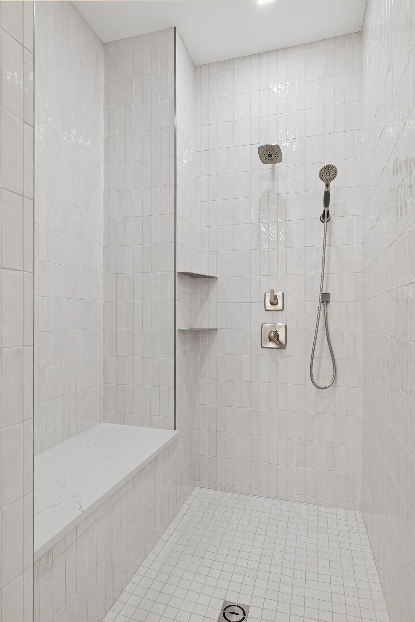 3041 Holmes Avenue S Unit: 501