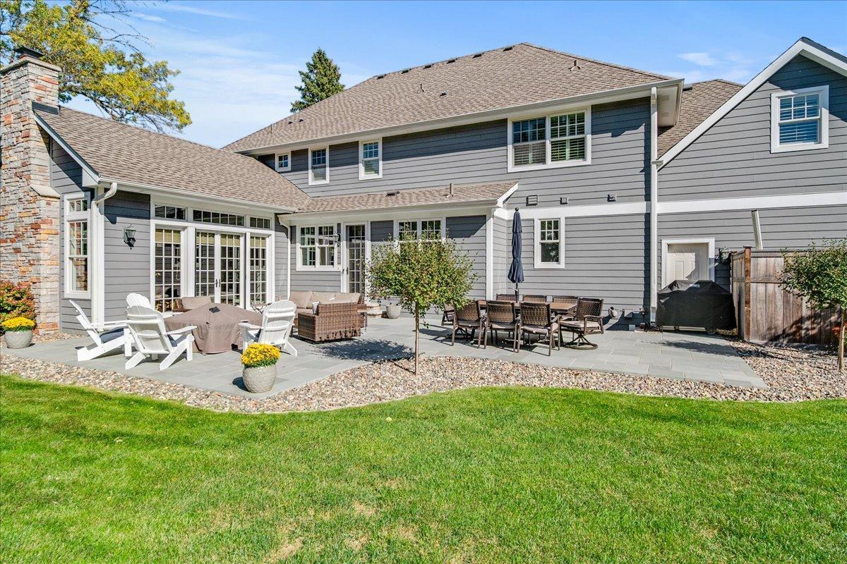5204 Glengarry Parkway