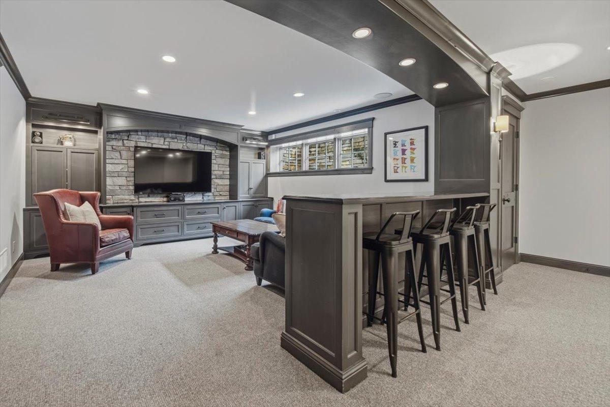 5204 Glengarry Parkway