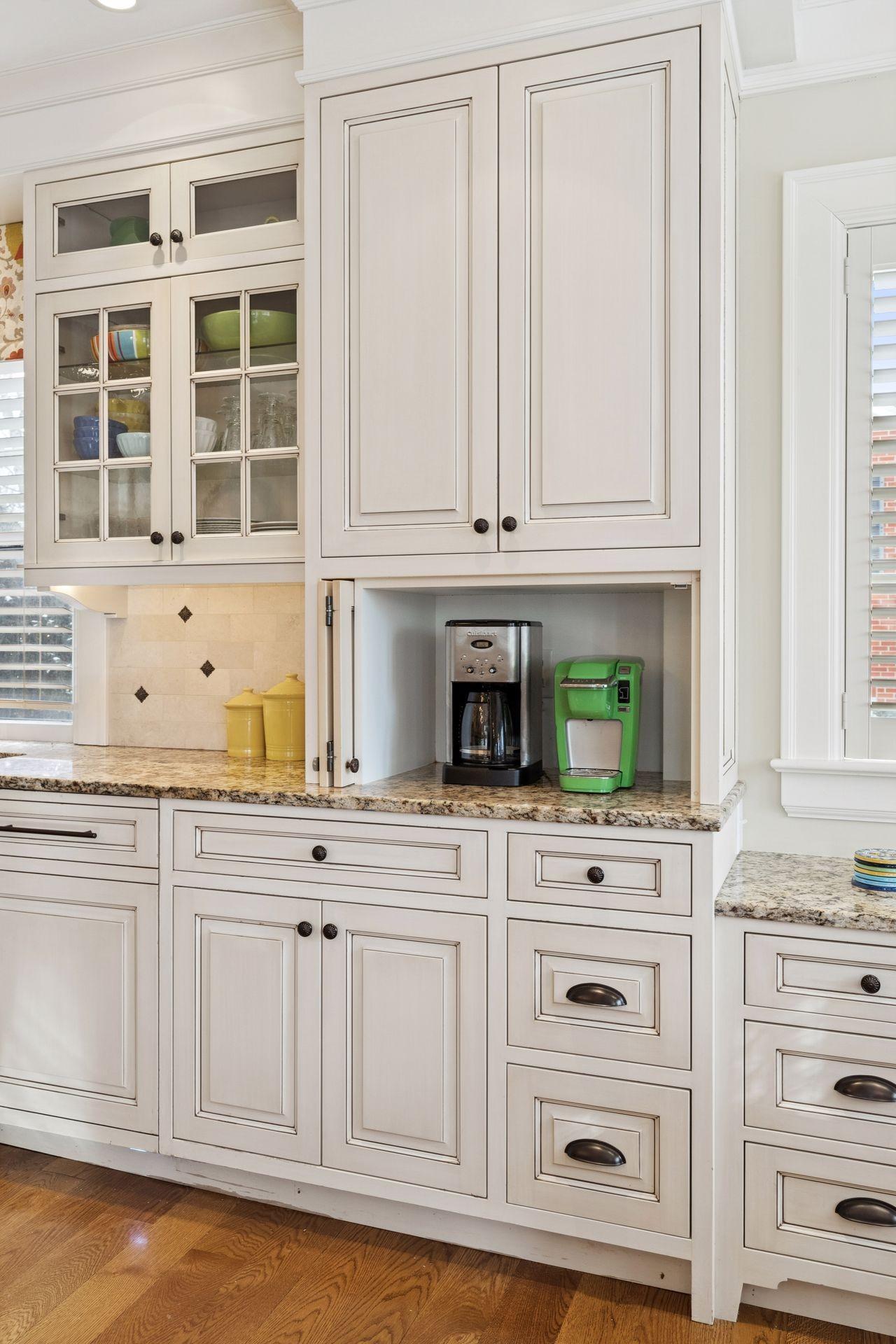 4615 Browndale Avenue