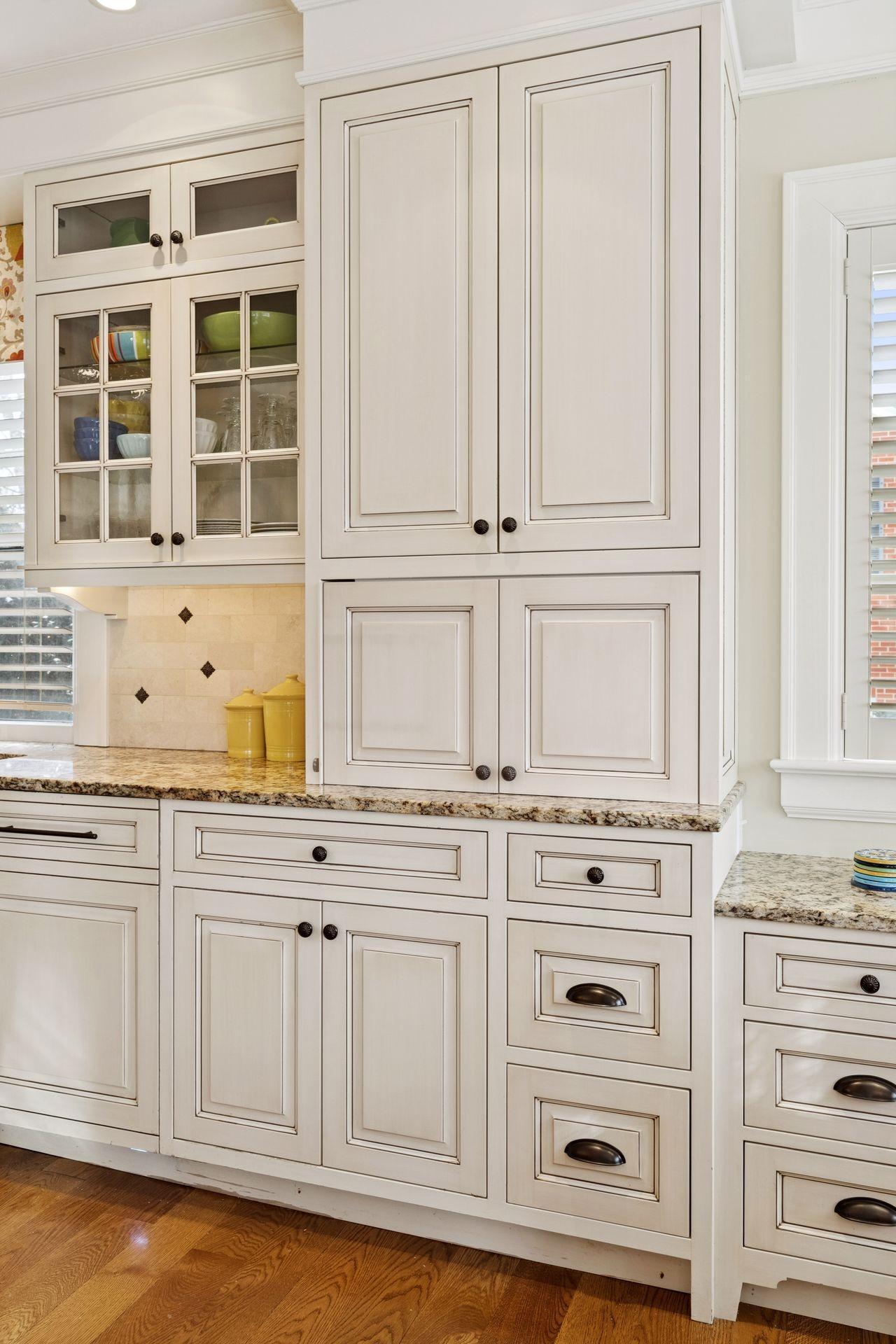 4615 Browndale Avenue