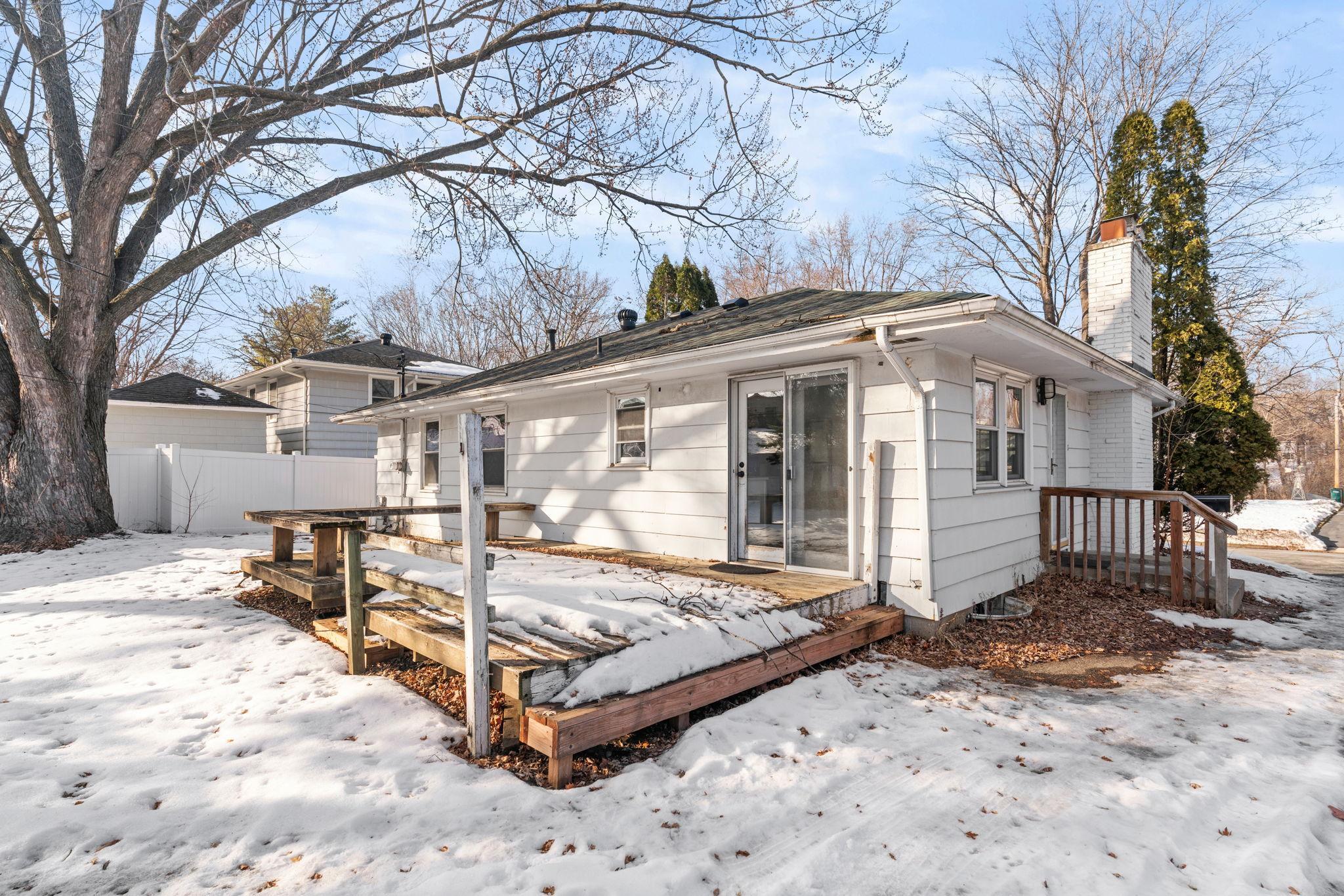 4409 W 89th Street