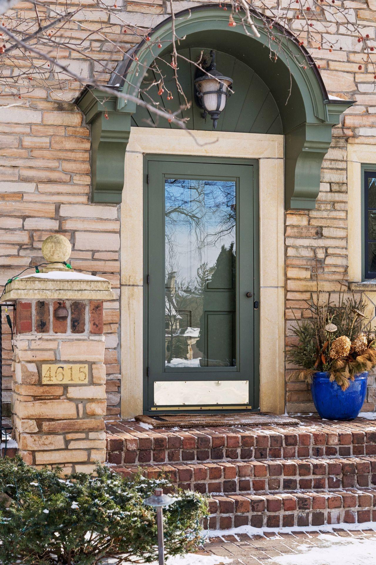 4615 Browndale Avenue