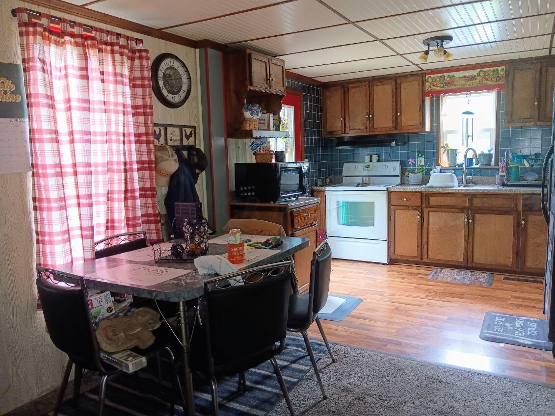 2561 County Road 92