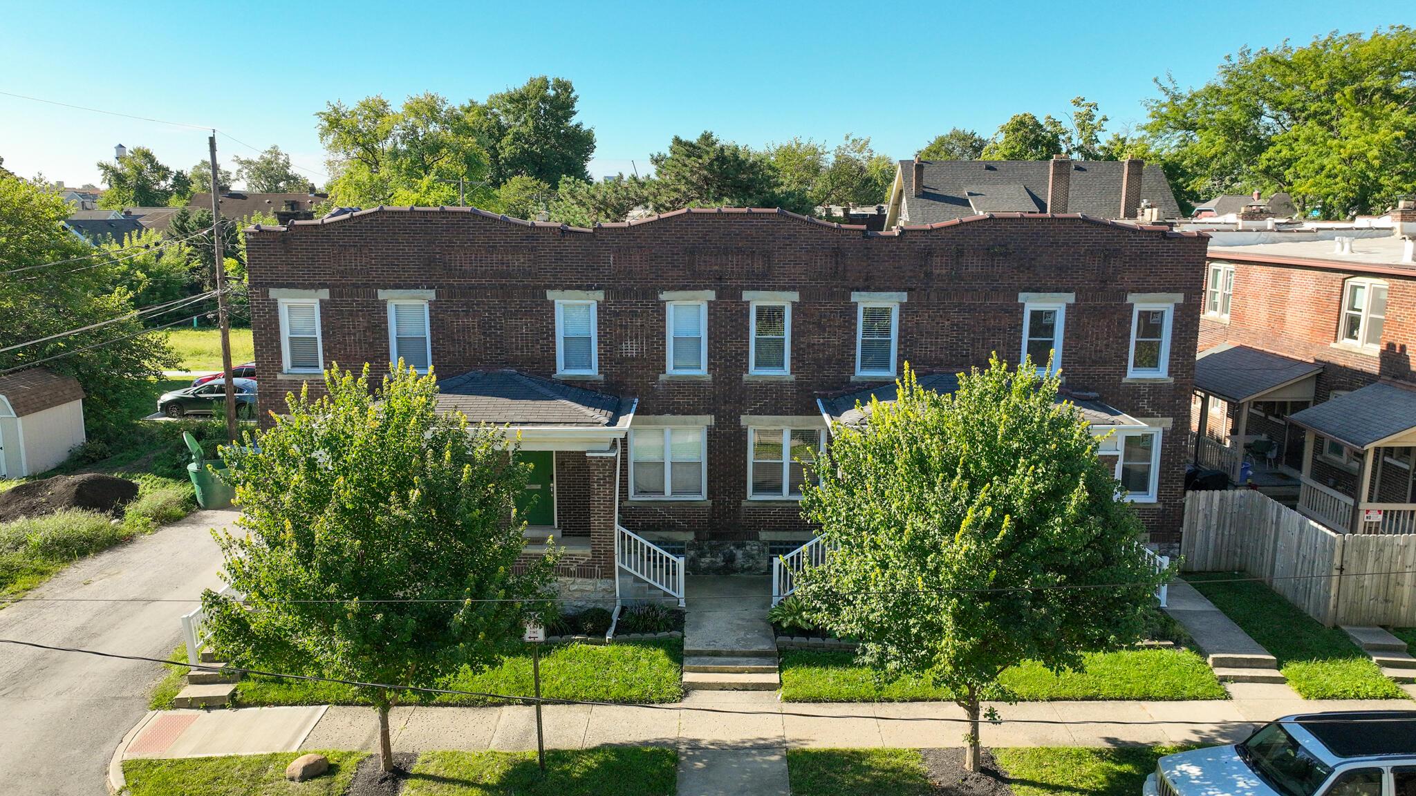 273 E 8th Avenue