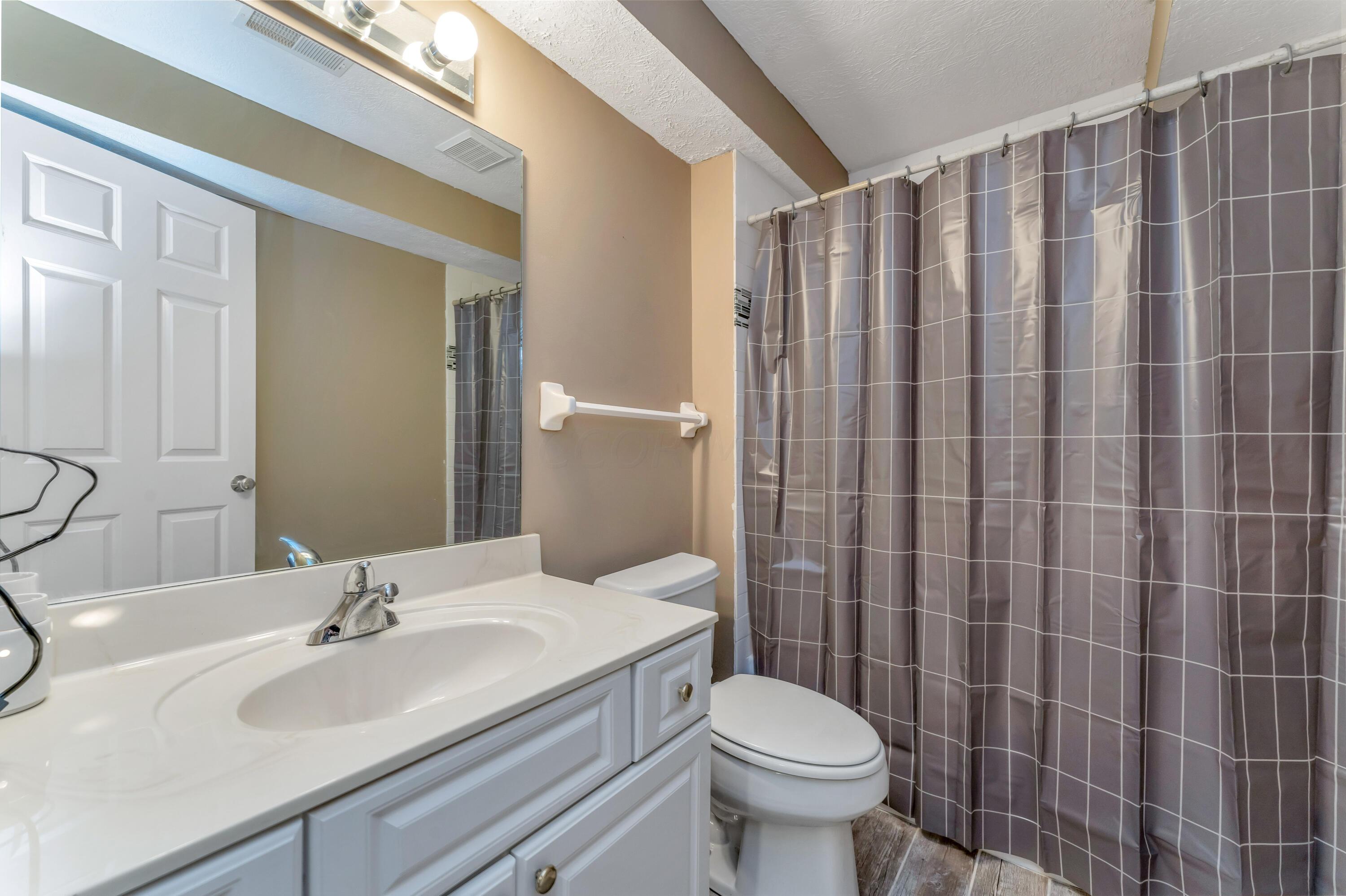381 Sycamore Woods Lane
