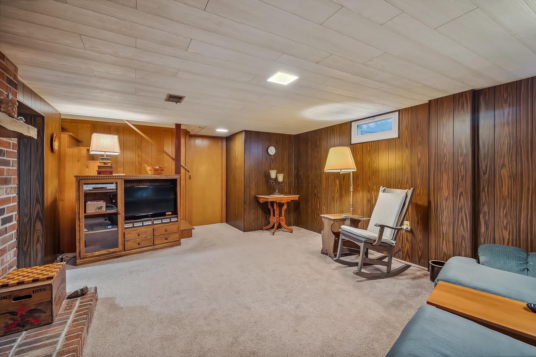3884 State Route 203