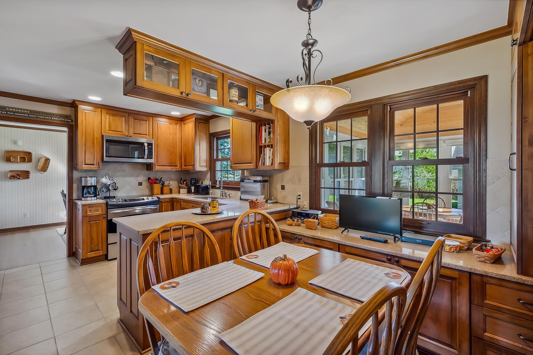 3884 State Route 203