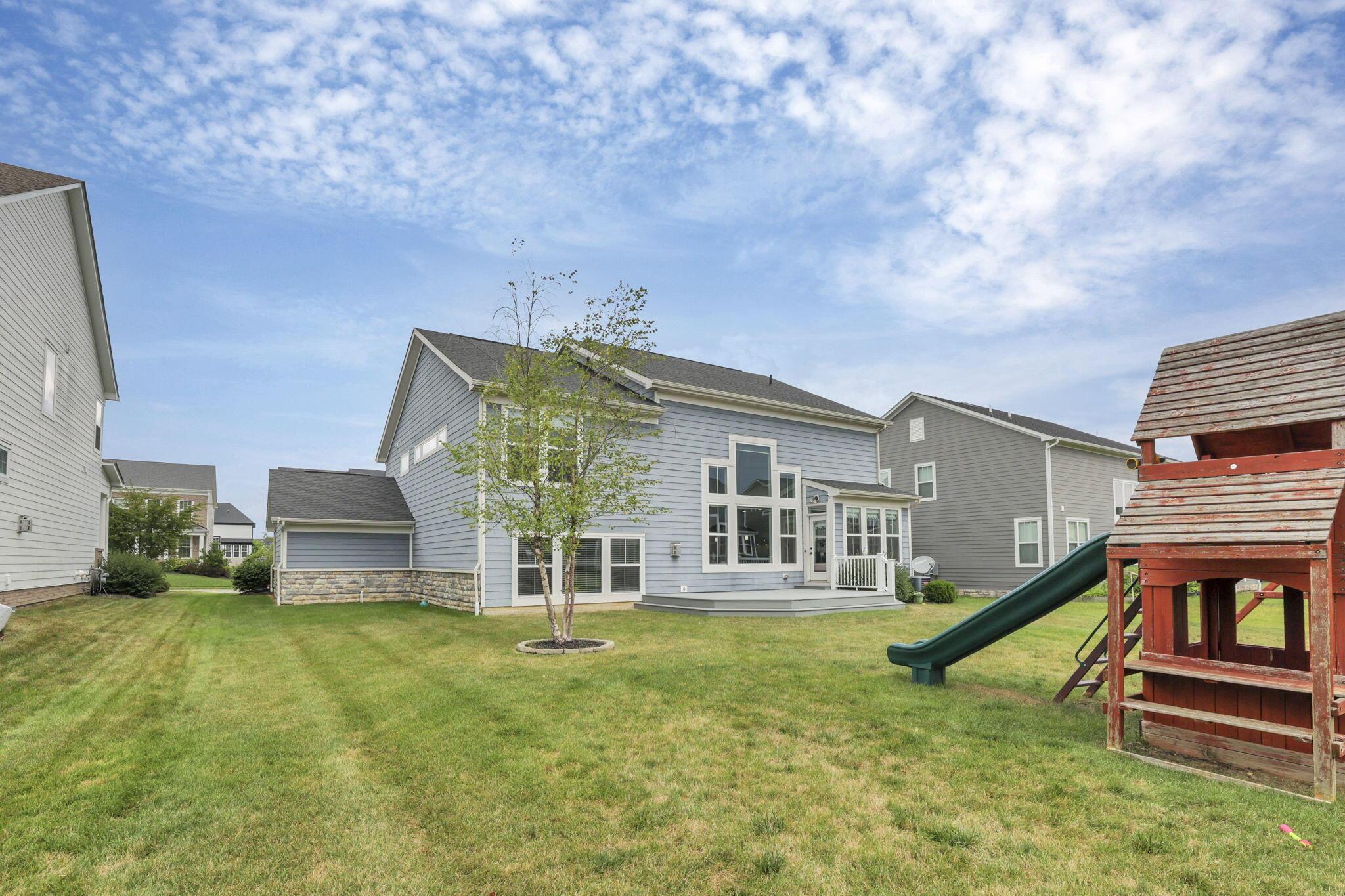 8007 Finch Leaf Drive
