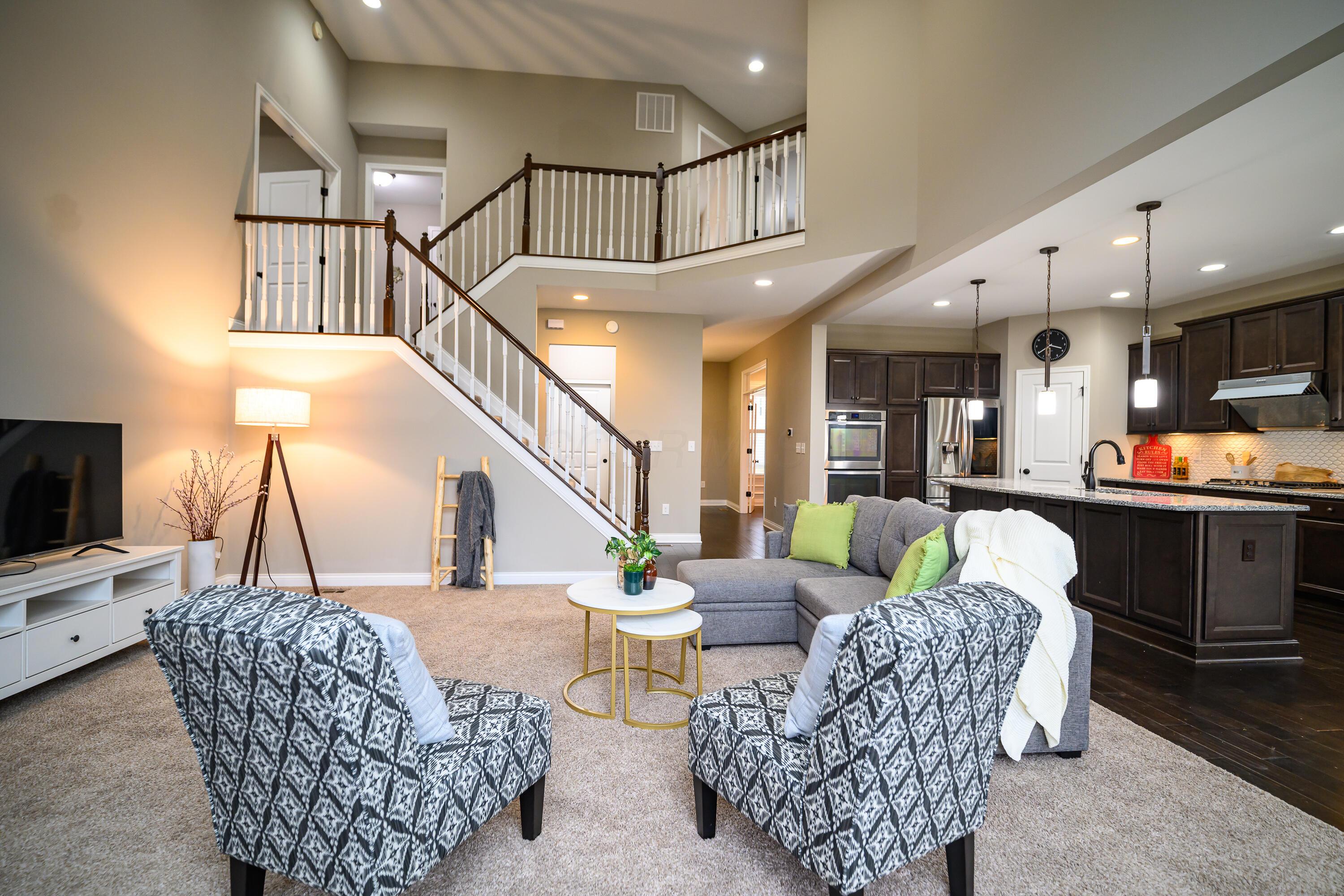8007 Finch Leaf Drive