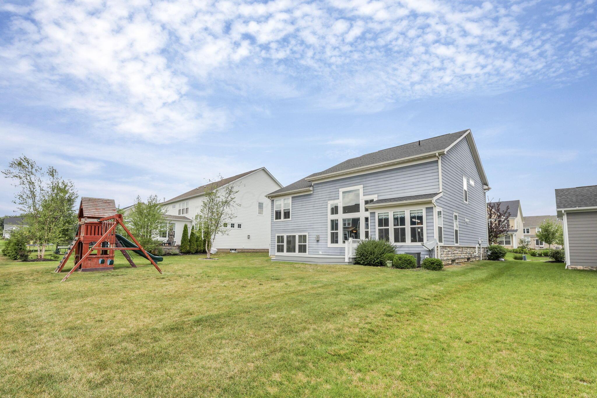 8007 Finch Leaf Drive