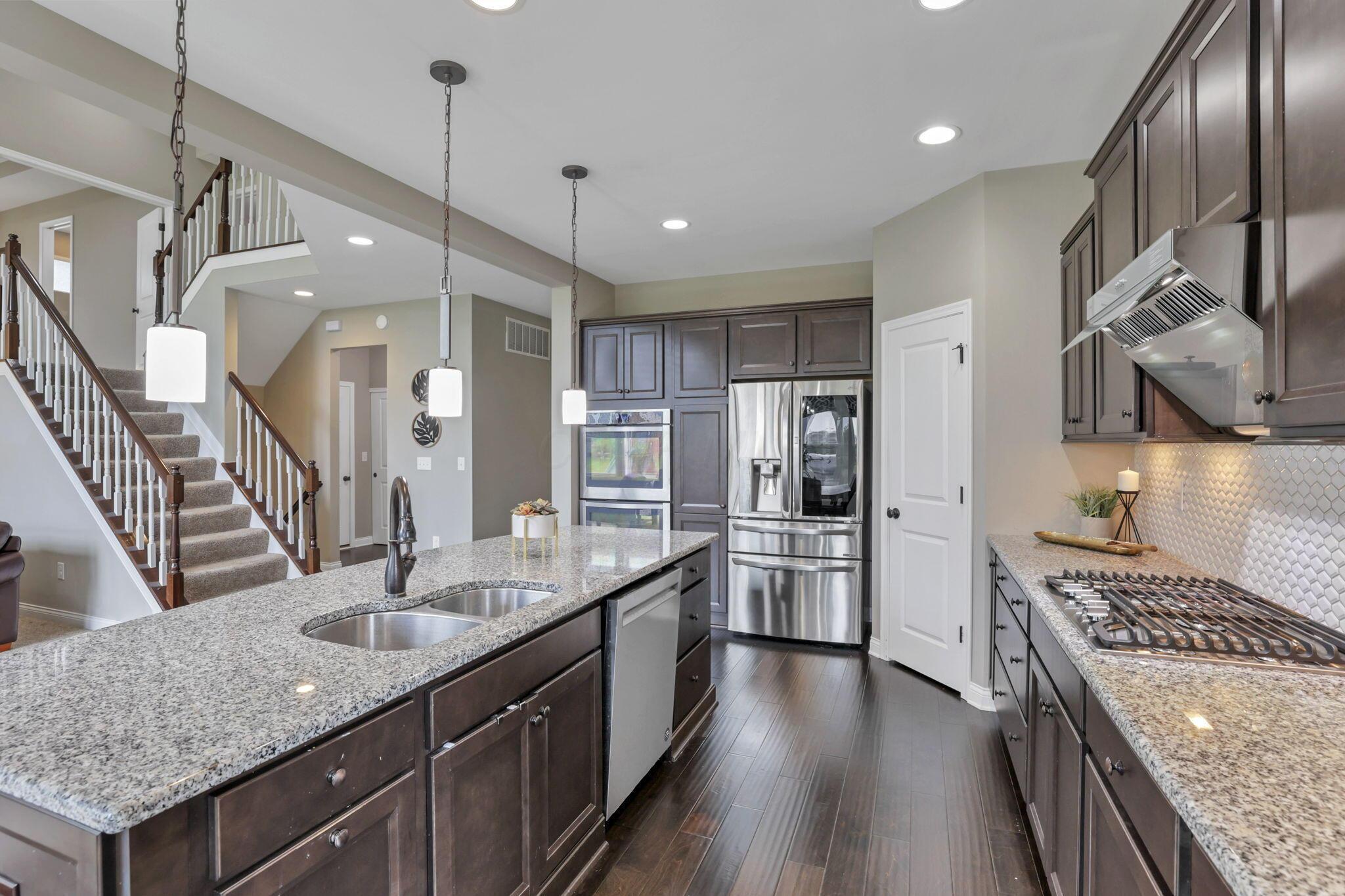8007 Finch Leaf Drive