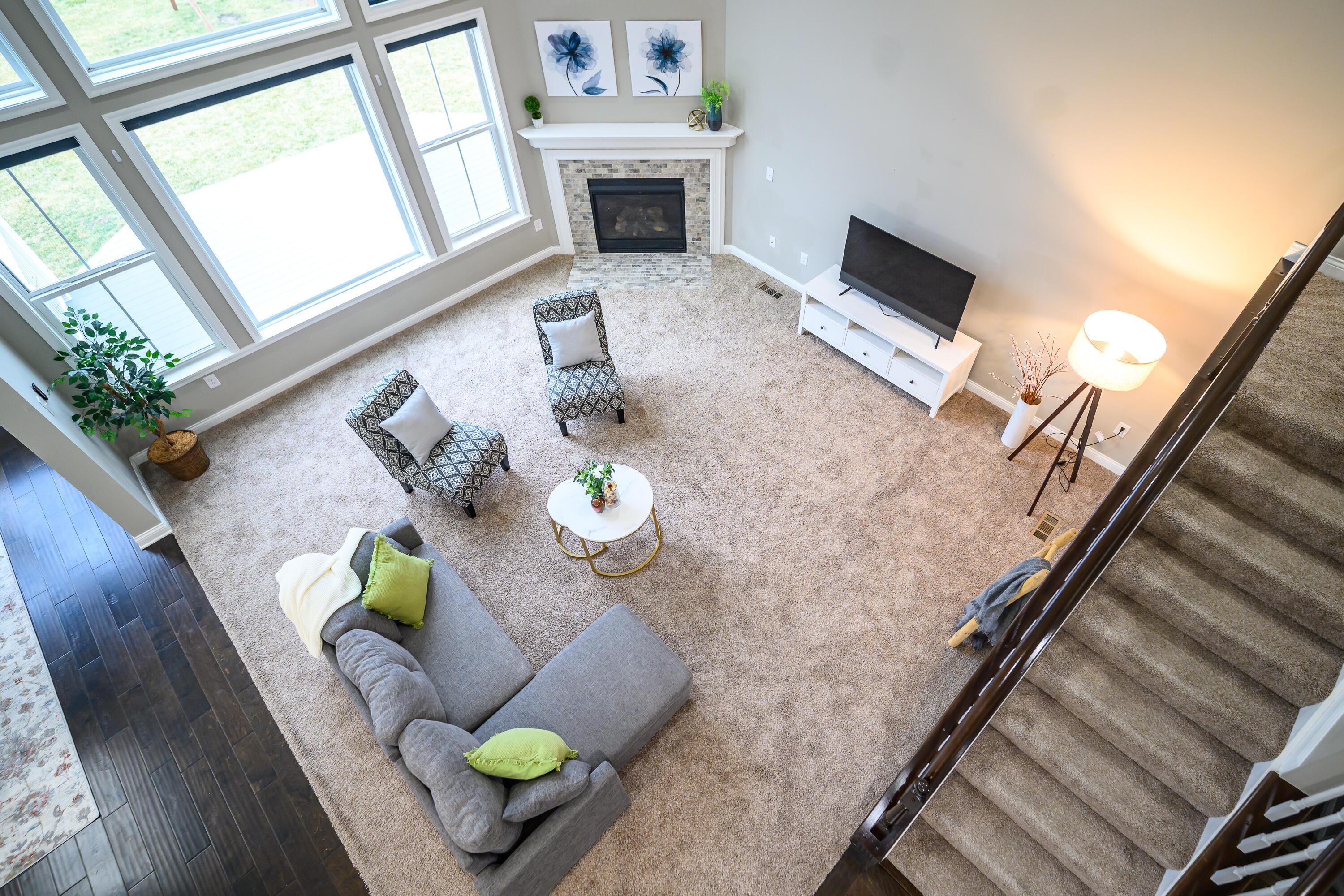 8007 Finch Leaf Drive