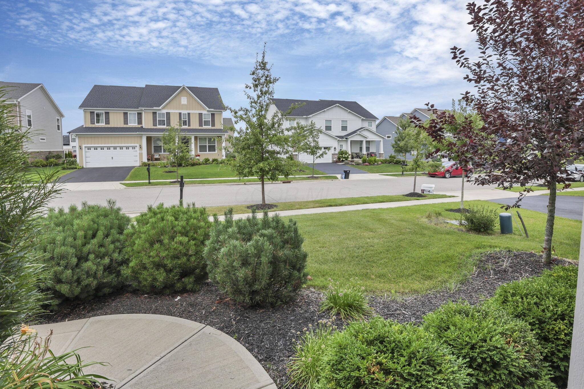 8007 Finch Leaf Drive