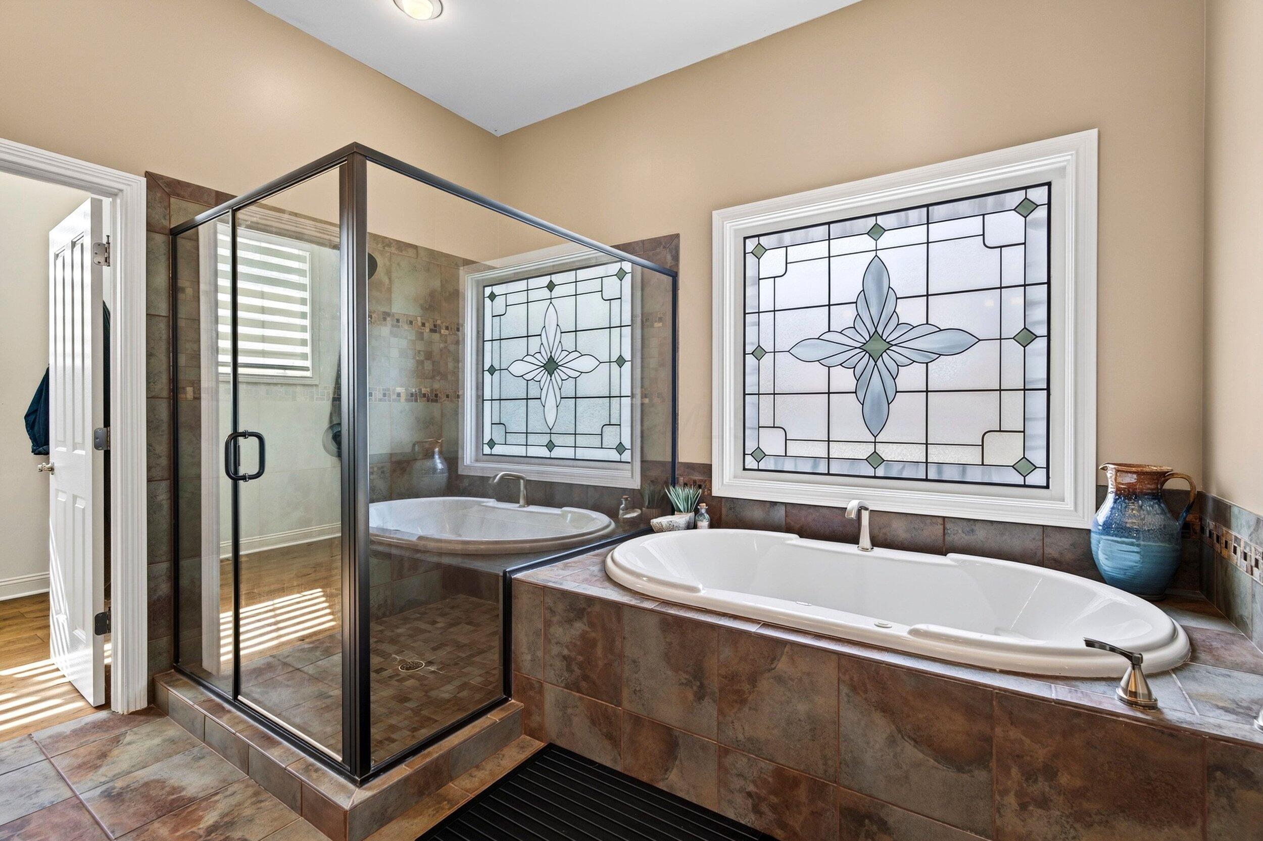 5521 Oak View Drive