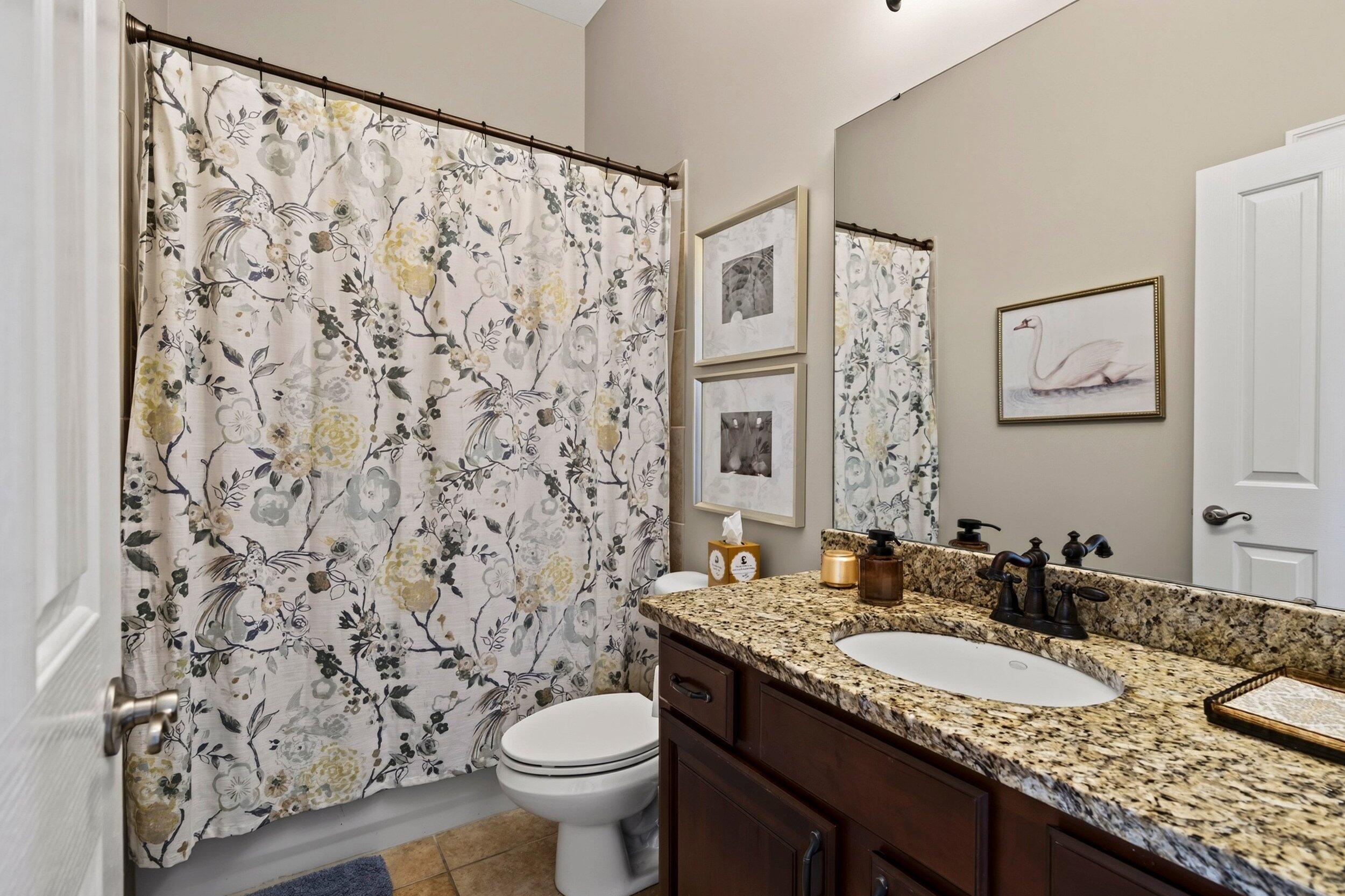 5521 Oak View Drive