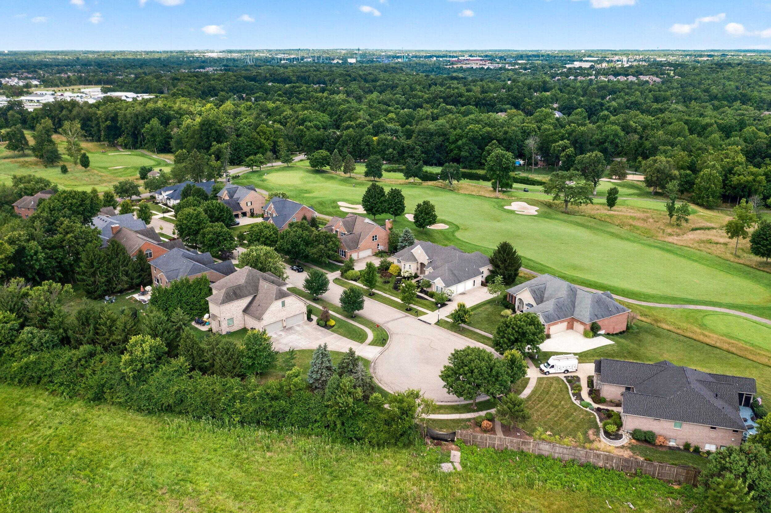 5521 Oak View Drive
