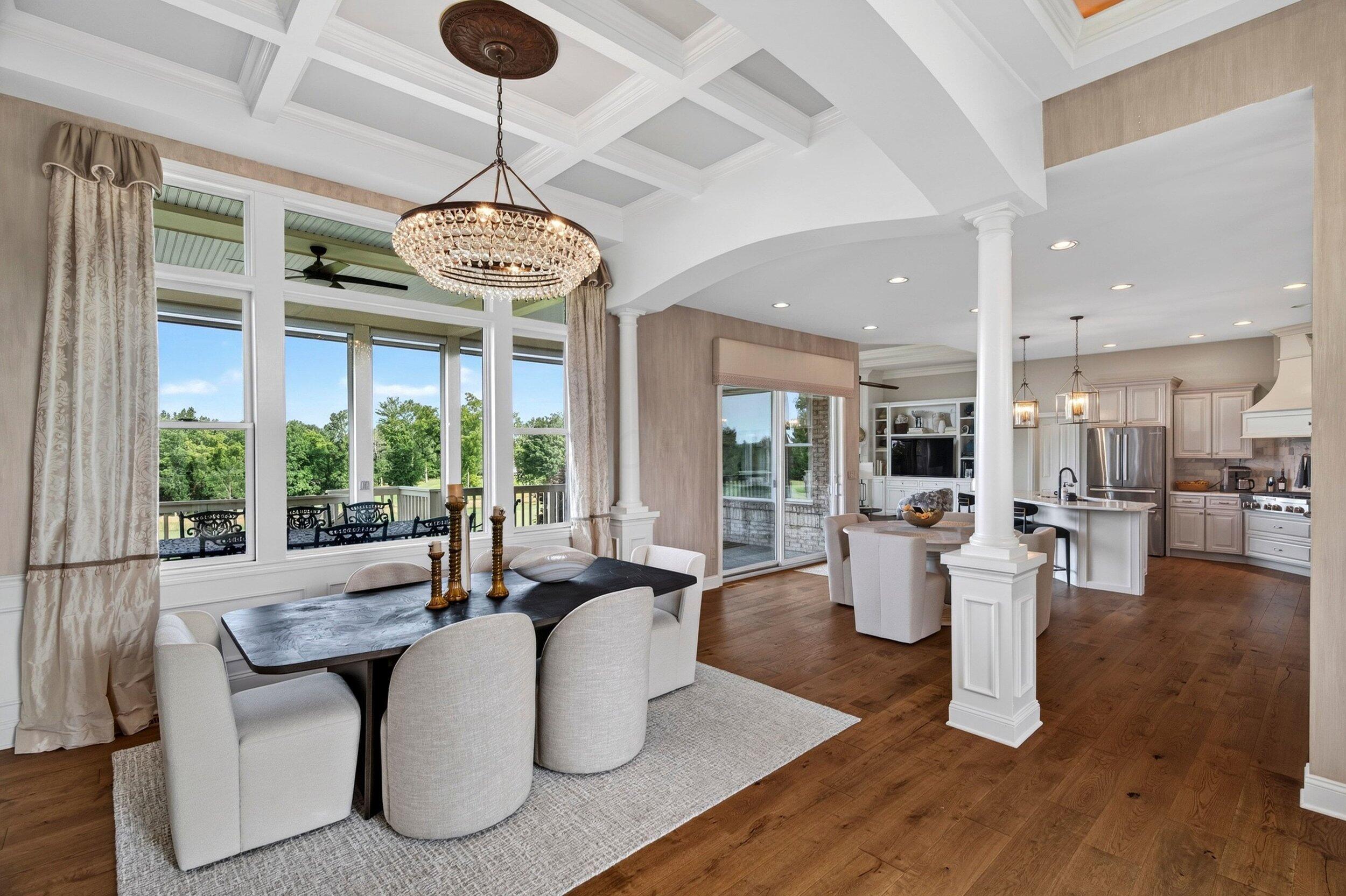 5521 Oak View Drive