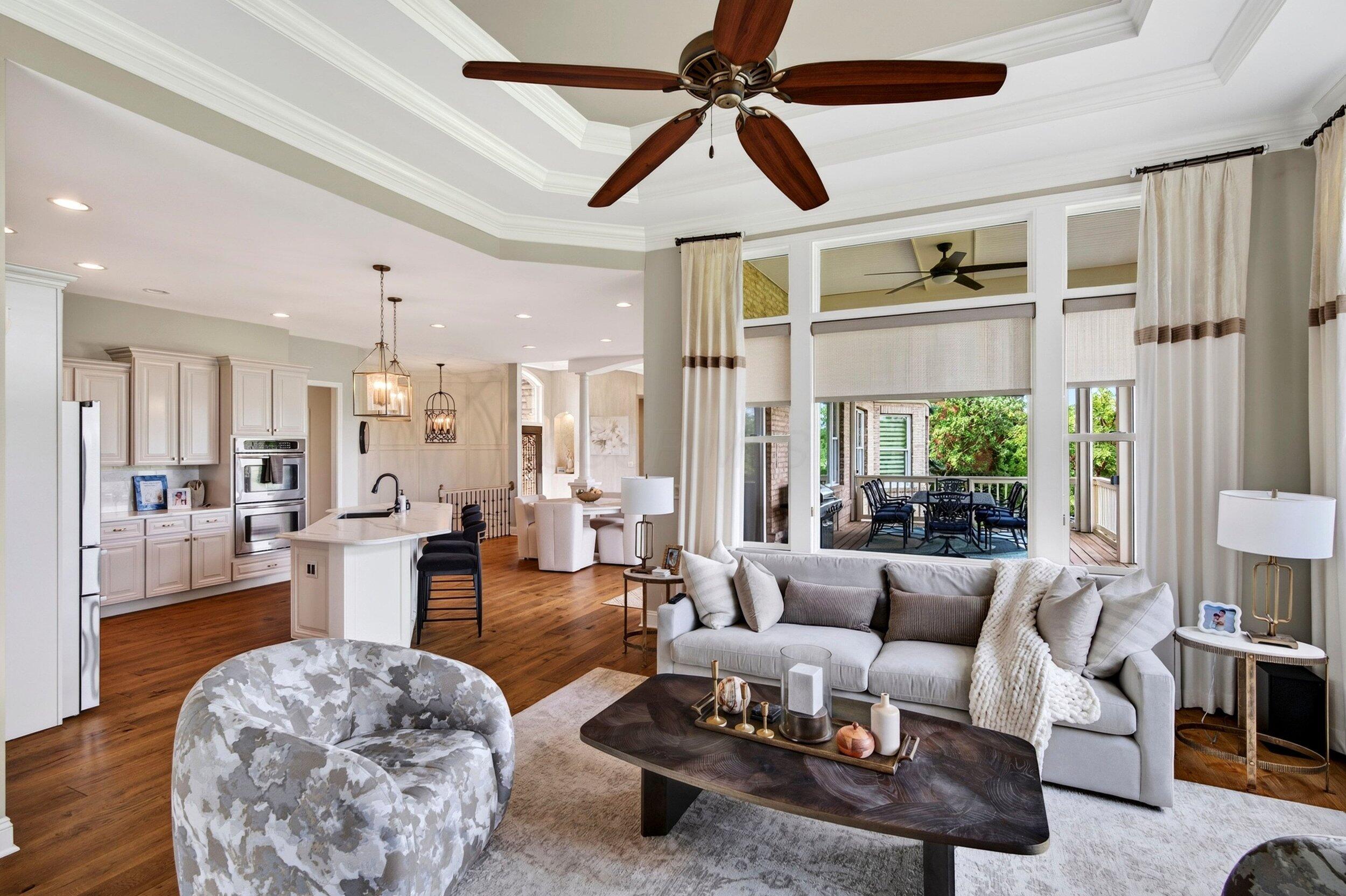 5521 Oak View Drive