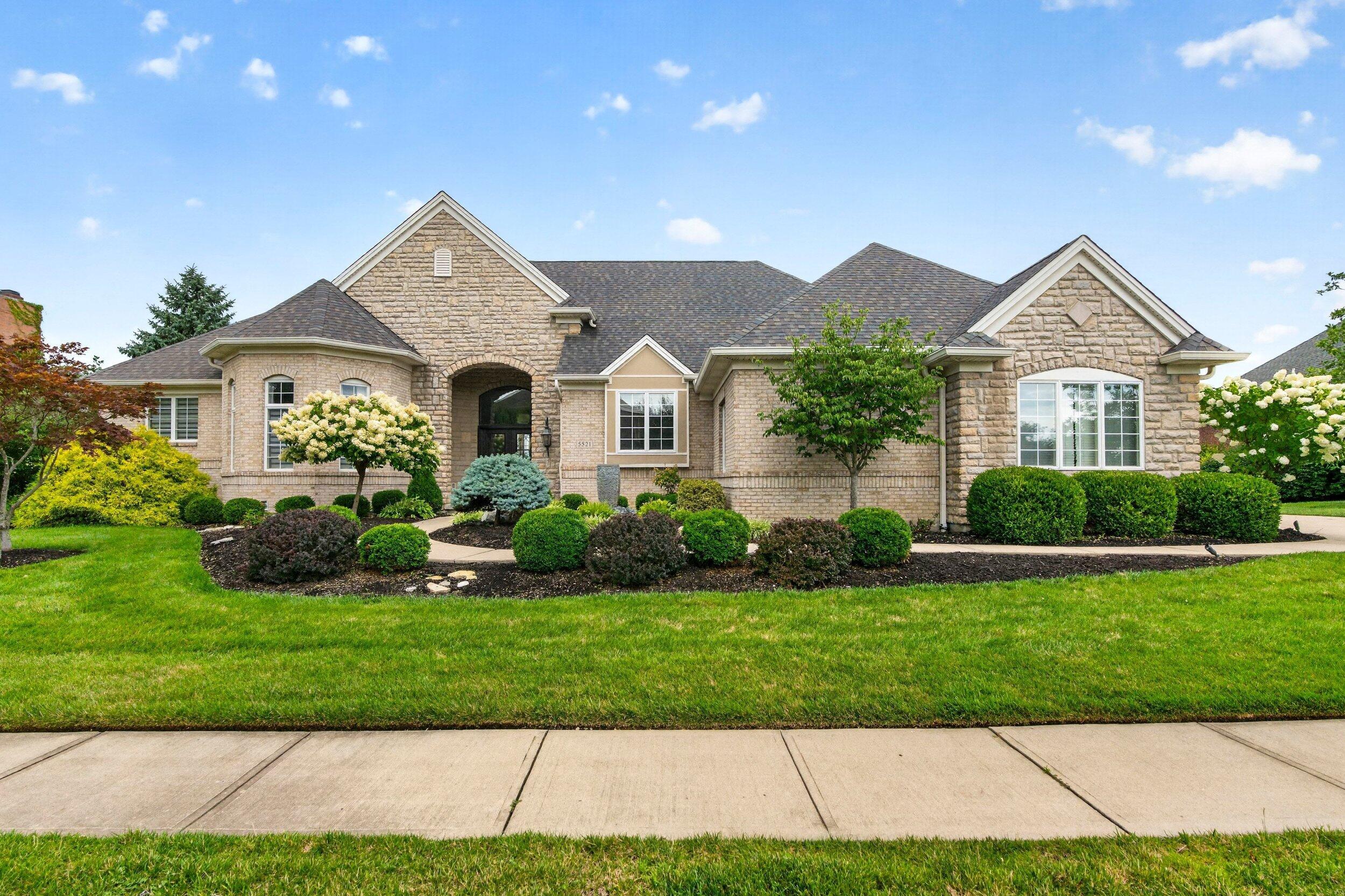 5521 Oak View Drive