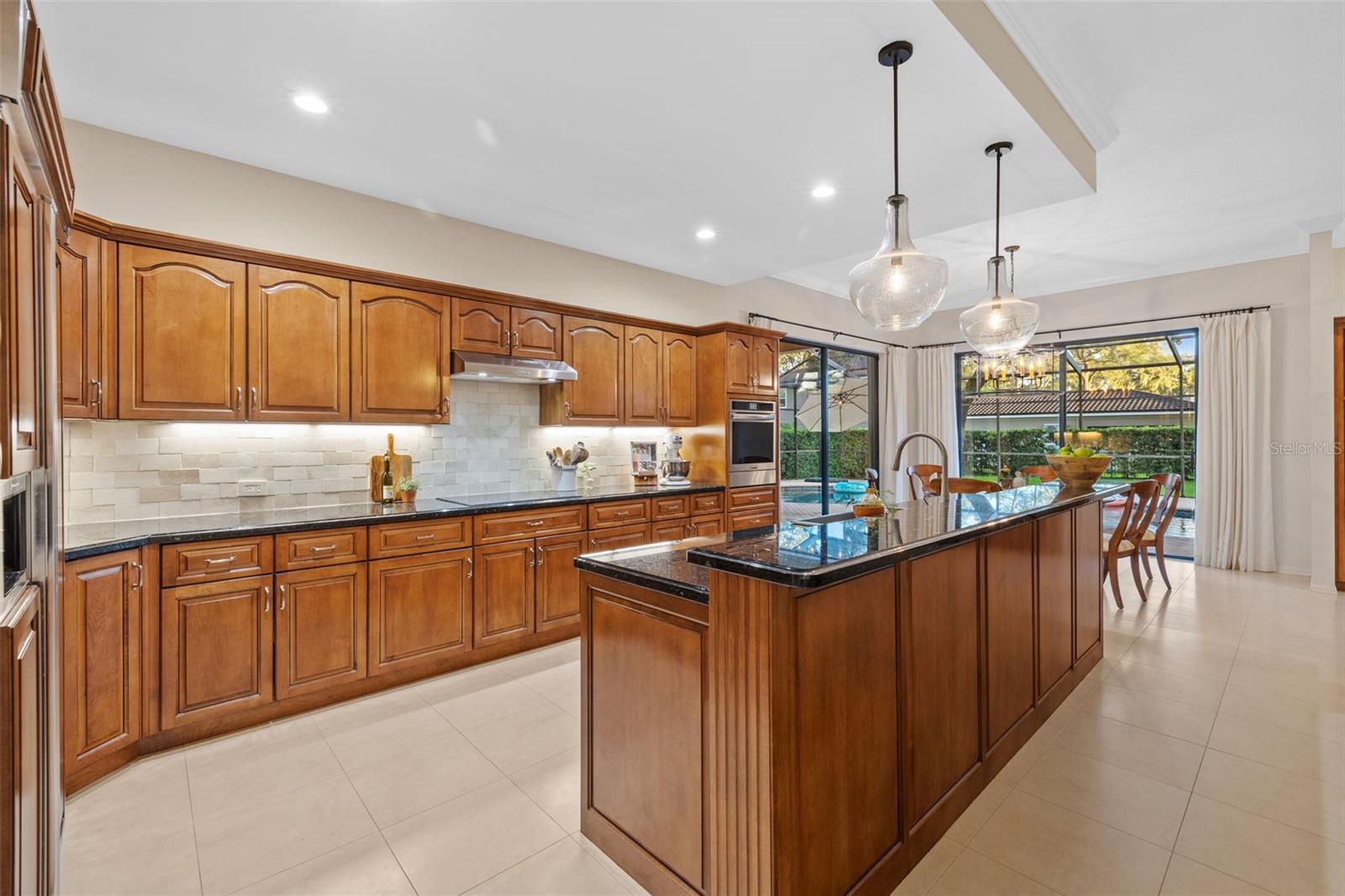 2889 CHANCERY LN