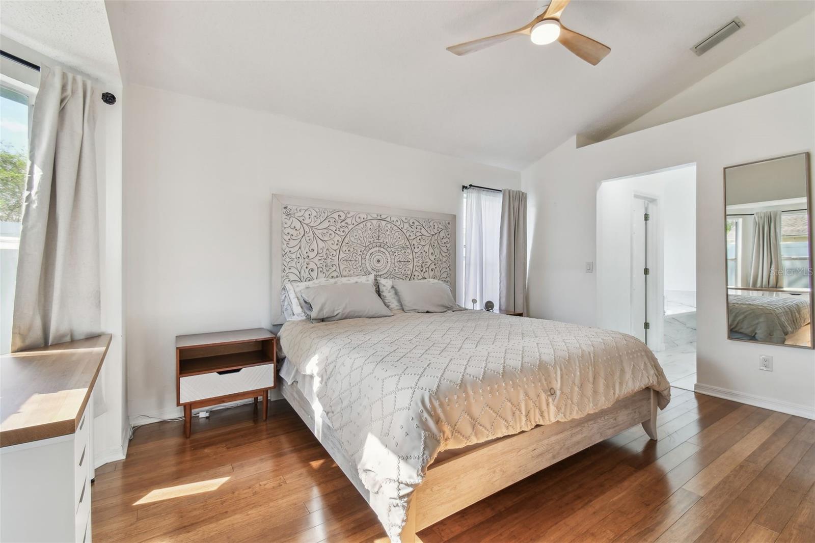13415 SUNVALE PL