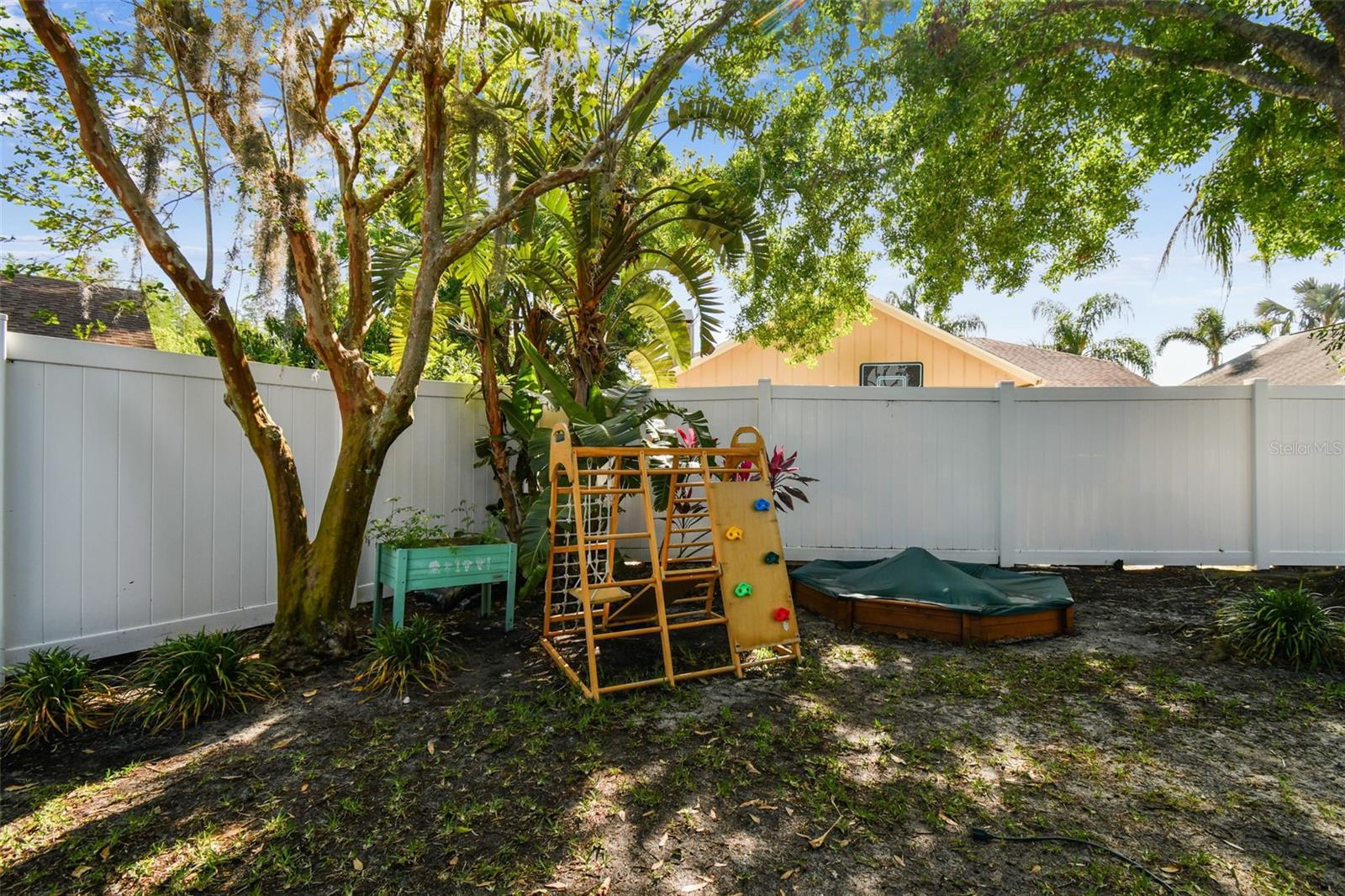 13415 SUNVALE PL