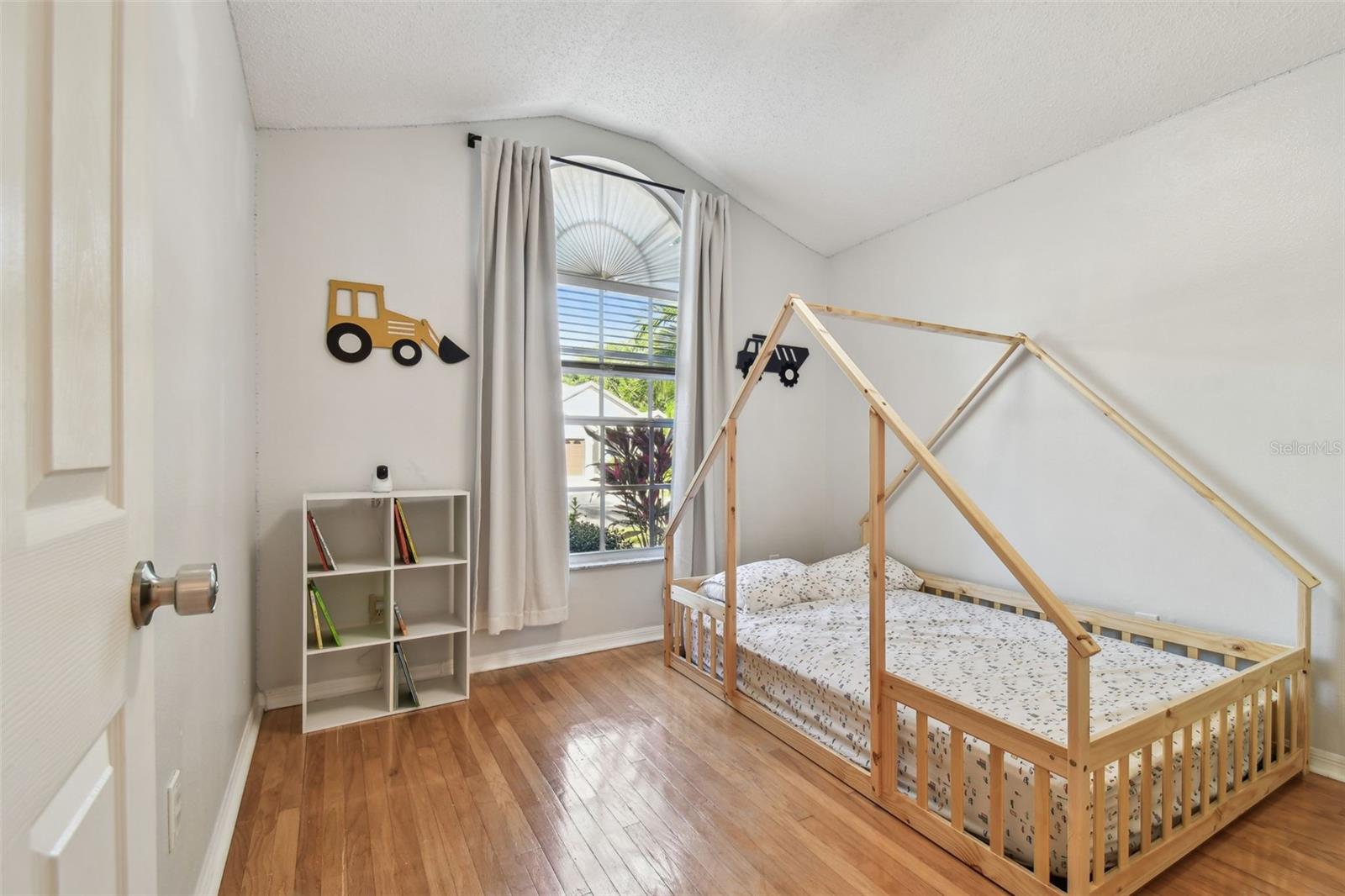 13415 SUNVALE PL