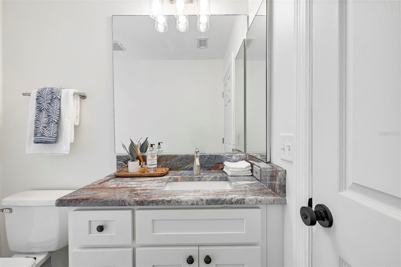 18102 FAIRPOINT PL