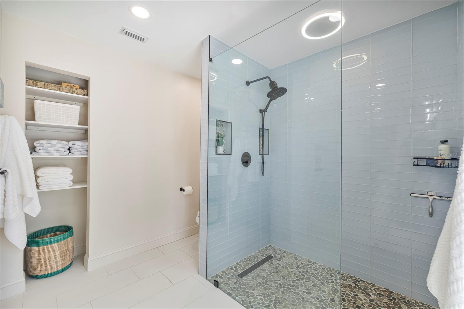 18102 FAIRPOINT PL