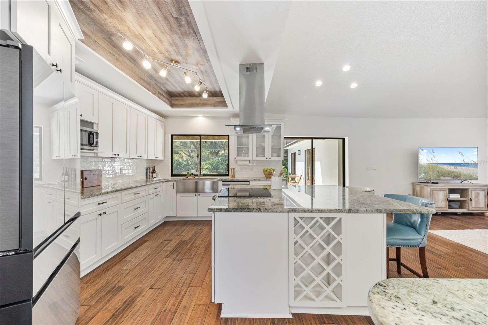 18102 FAIRPOINT PL