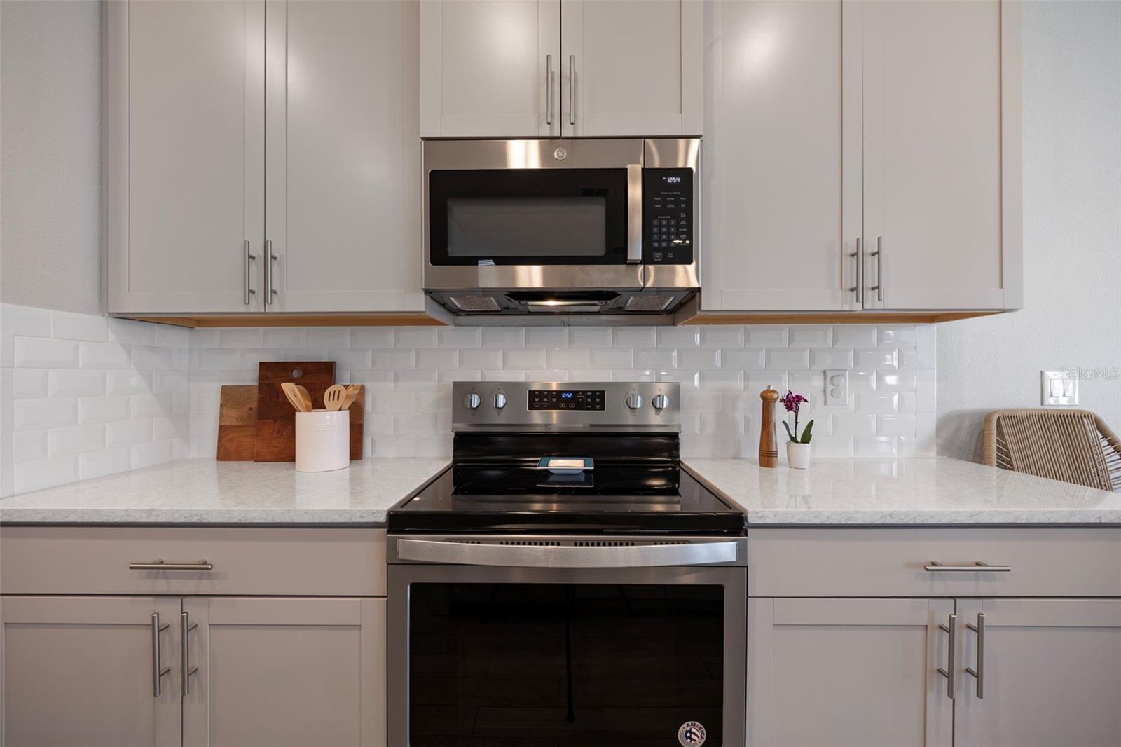 10906 KIDRON VALLEY LN